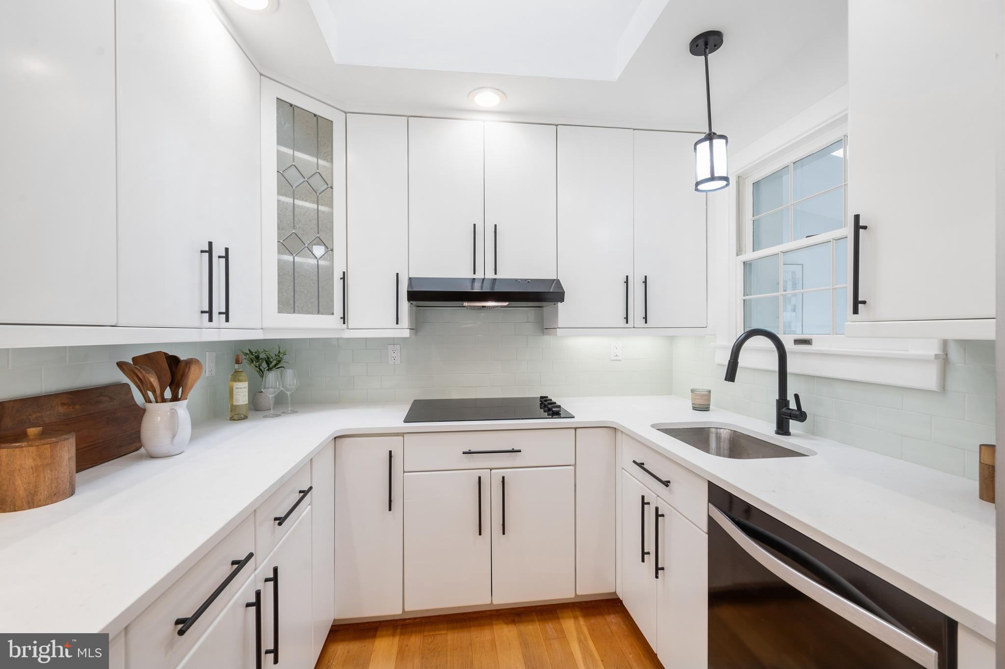 KENSINGTON ESTATES - Residential