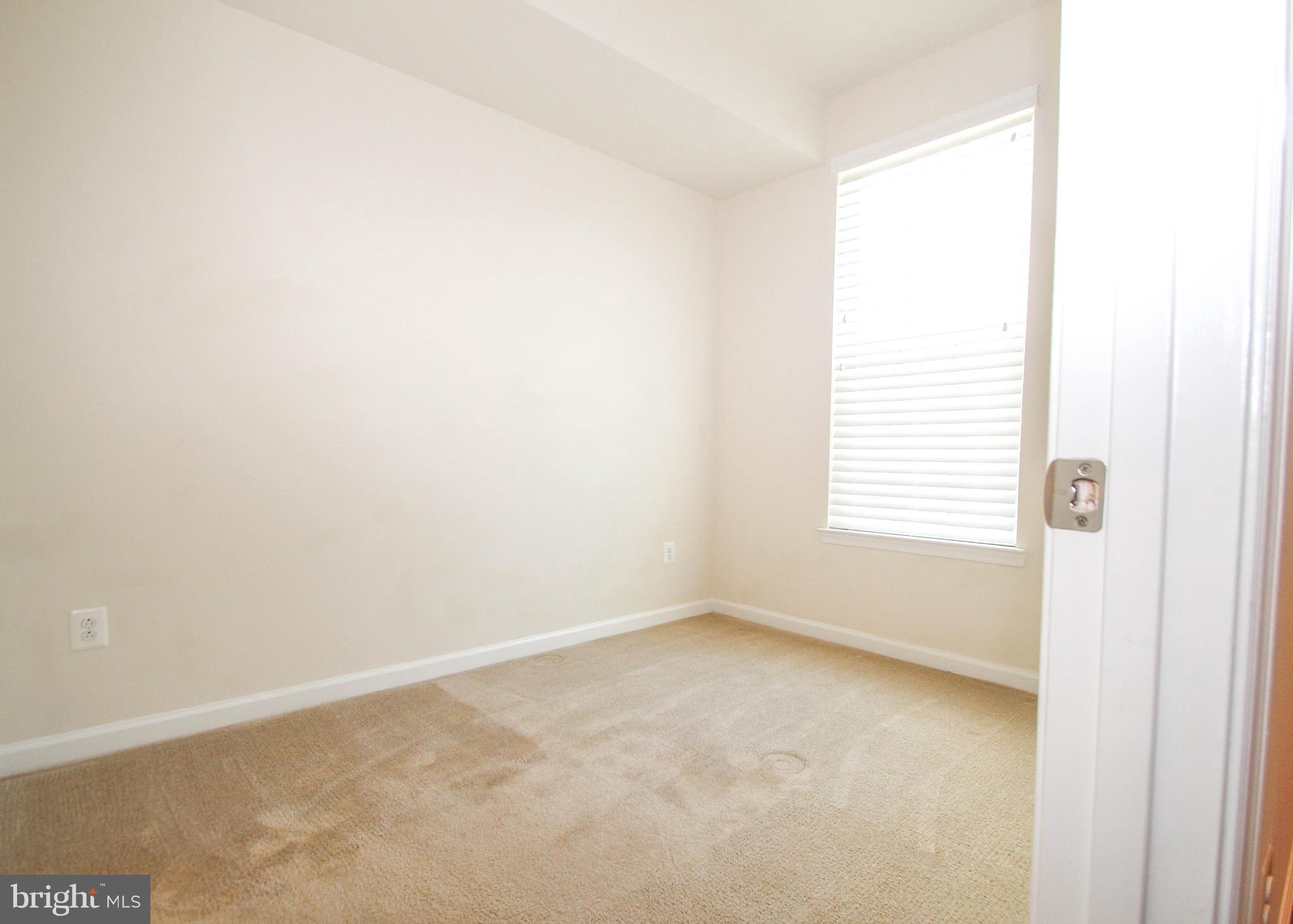 HEATHCOTE COMMONS - Residential Lease