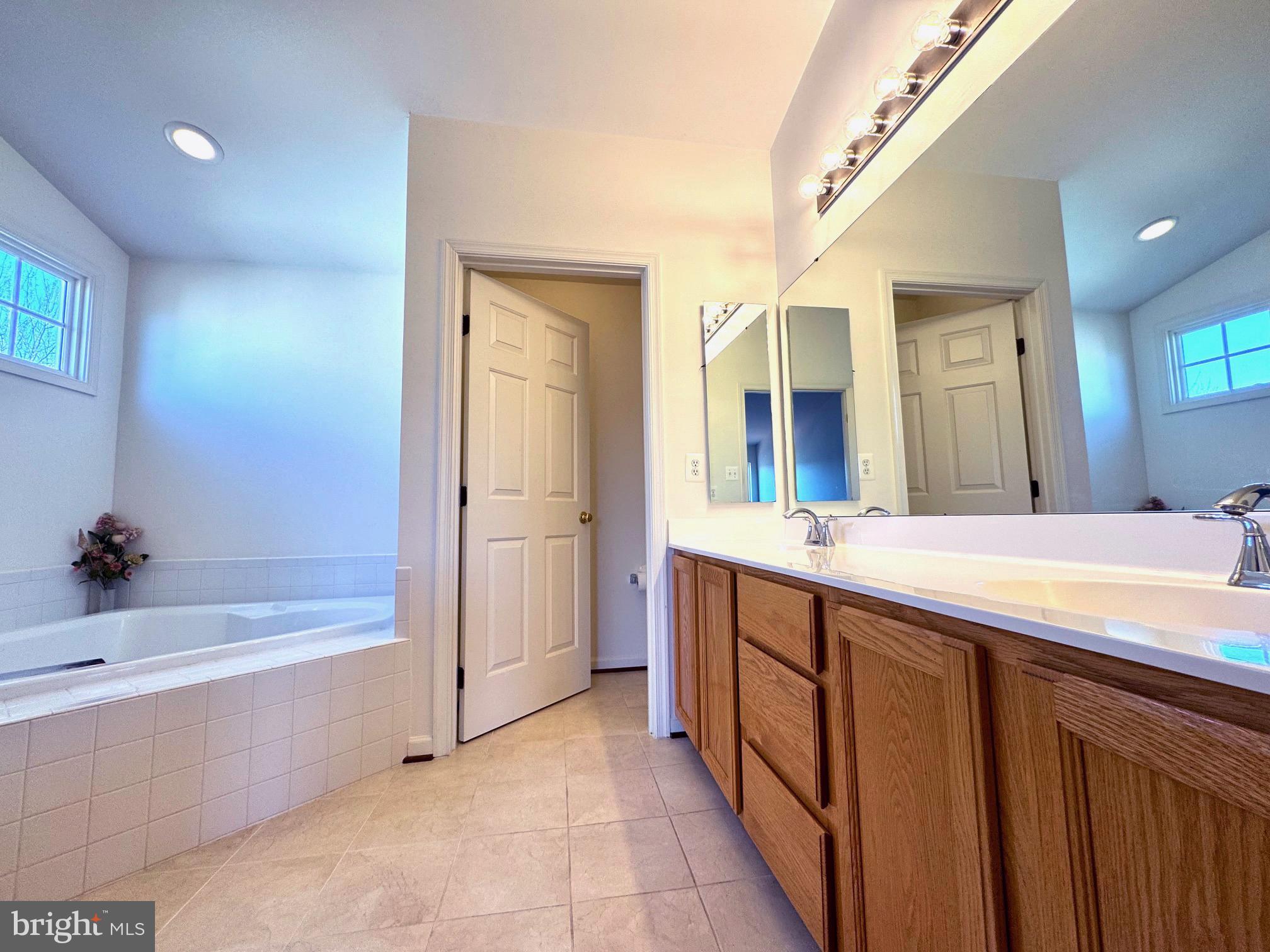 ROCKHILL CENTER ESTATES - Residential