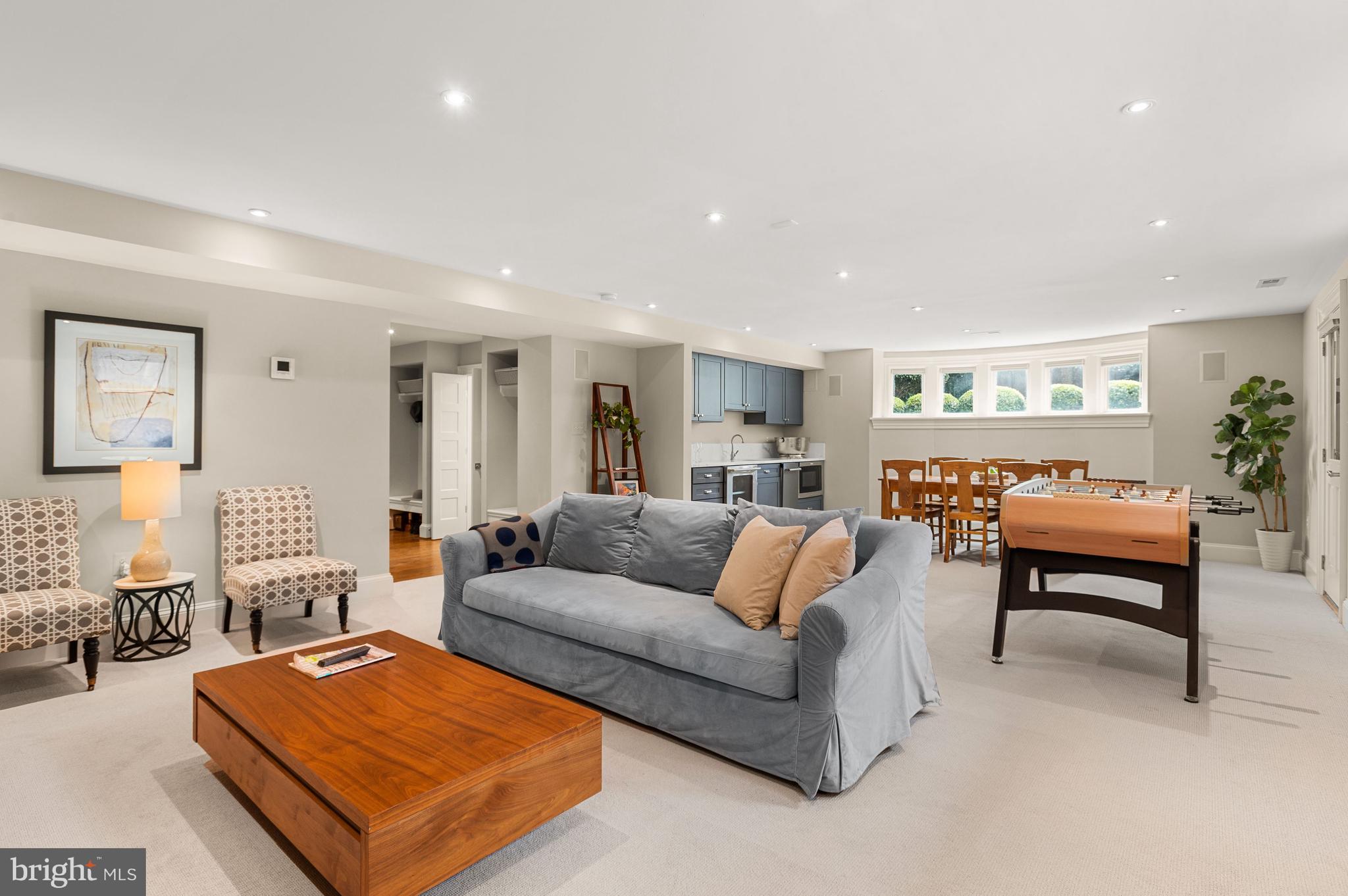 OBSERVATORY CIRCLE - Residential