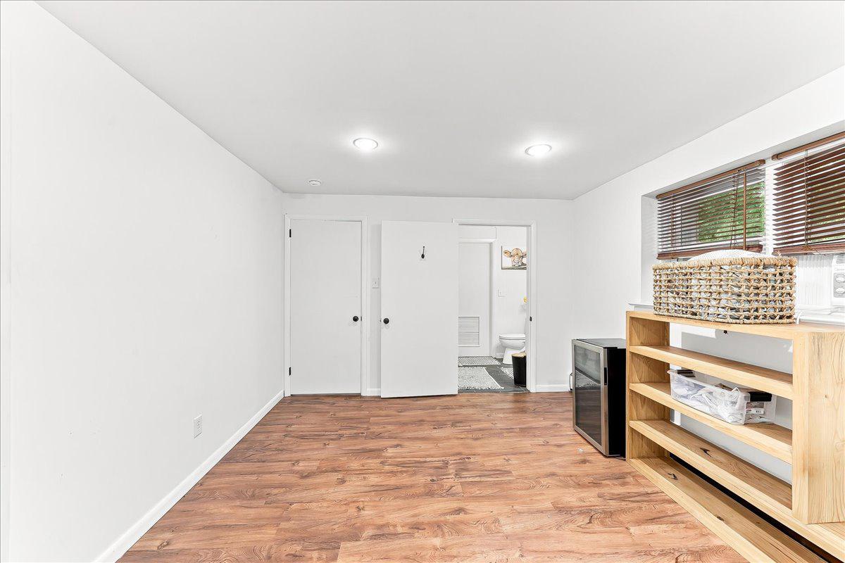 TROOP HILL - Residential