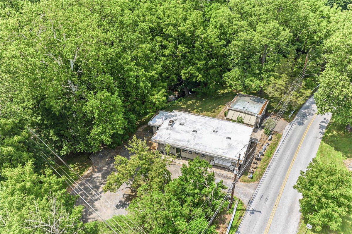 TROOP HILL - Residential