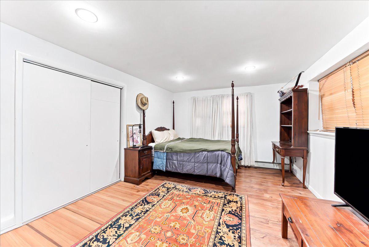 TROOP HILL - Residential