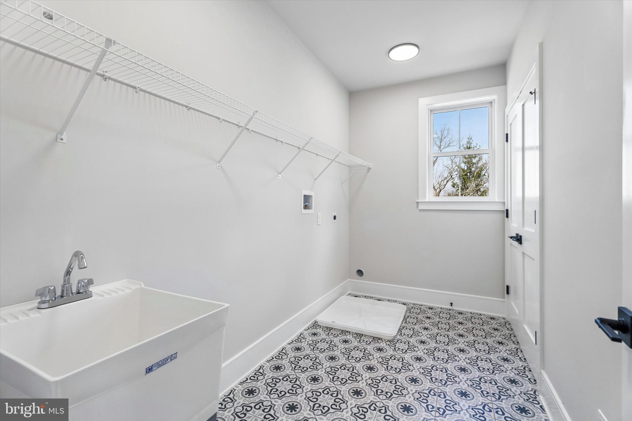 LANSDALE - Residential