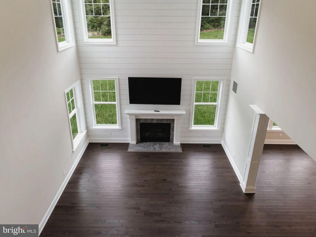 LANSDALE - Residential