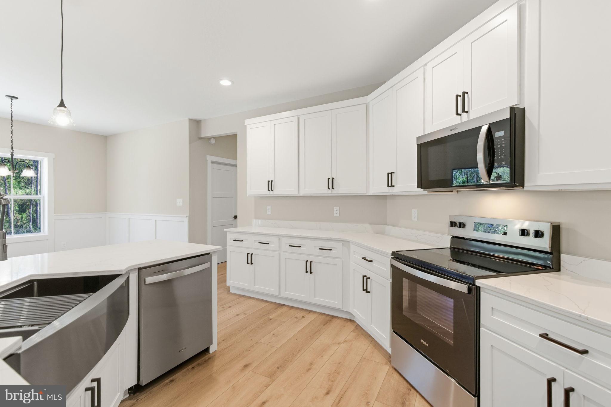 HALLMARK GLEN - Residential