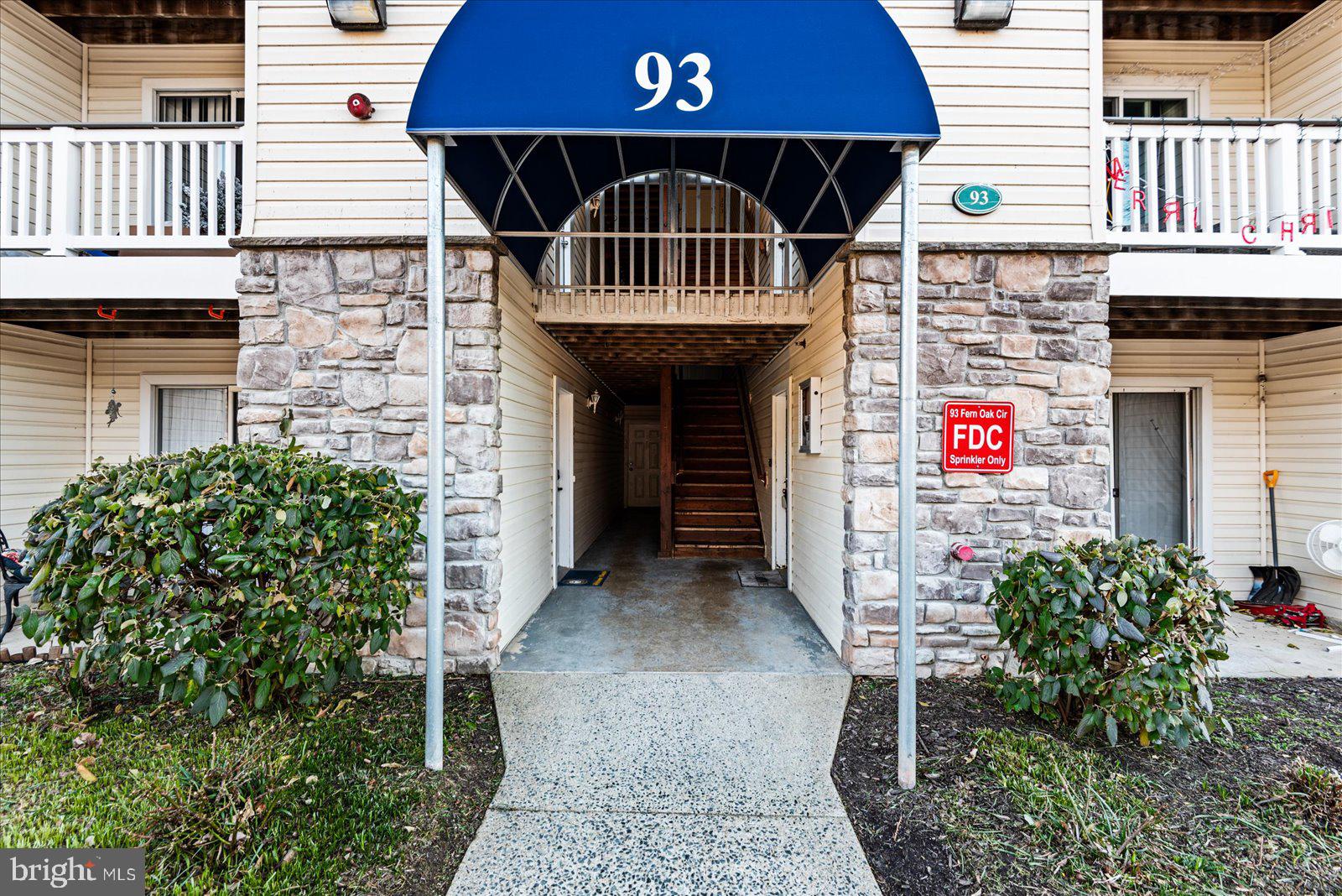 Welcome to 93 Fern Oak Cir—a fantastic opportunity for first-time home buyers and savvy investors alike! This charming 2-bedroom, 2-bathroom condo offers comfortable, low-maintenance living in a convenient and highly desirable location. Enjoy easy access to major commuter routes and close proximity to Quantico Base, making it an ideal choice for commuters and military personnel. The functional layout provides a bright and inviting living space, perfect for everyday living or rental potential. With low HOA dues, this property offers affordability and ease of ownership. Whether you’re looking to enter the housing market or expand your investment portfolio, this condo presents strong potential and excellent value. Don’t miss this opportunity—schedule your showing today!