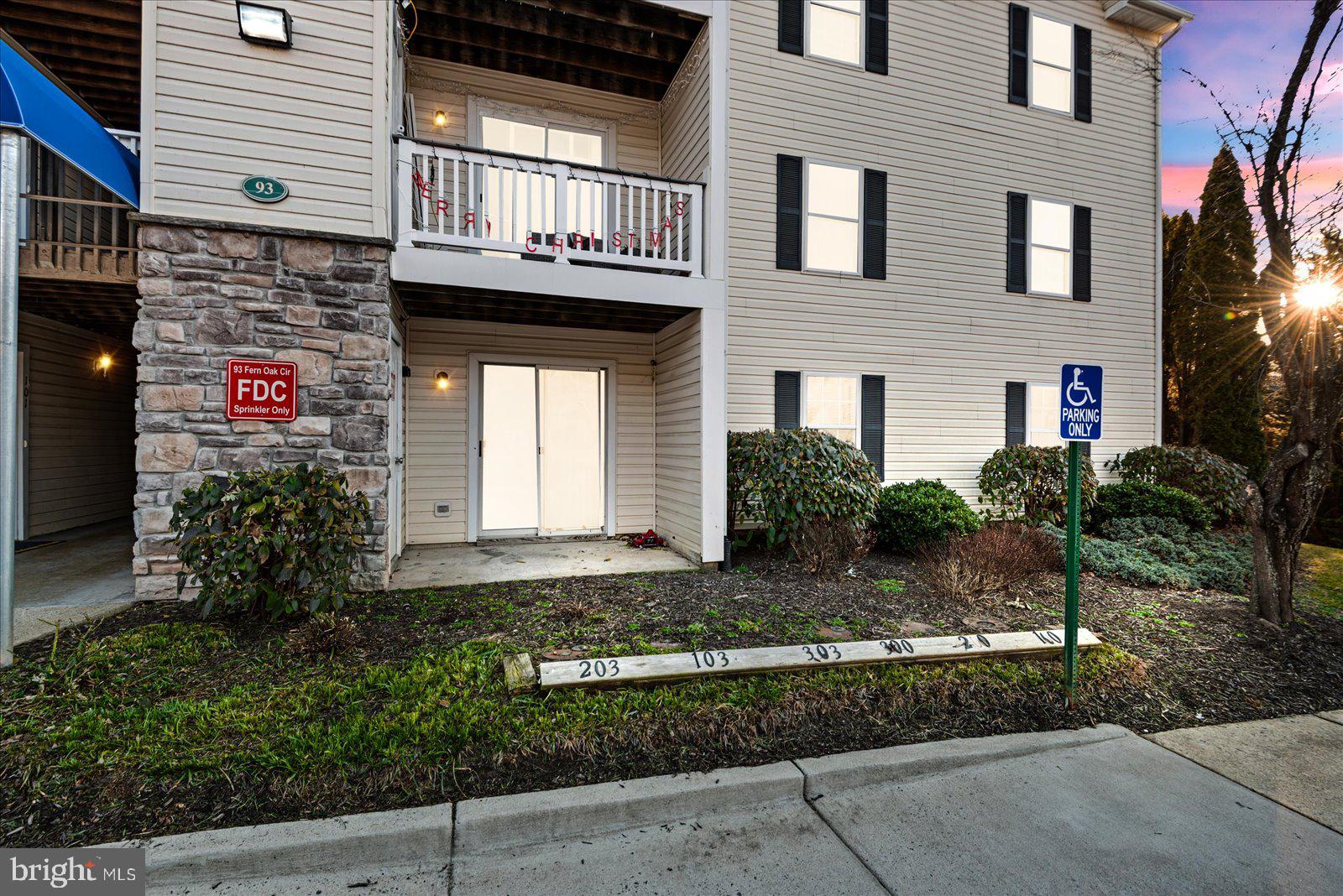 CARRIAGE POINTE AT AQUIA - Residential