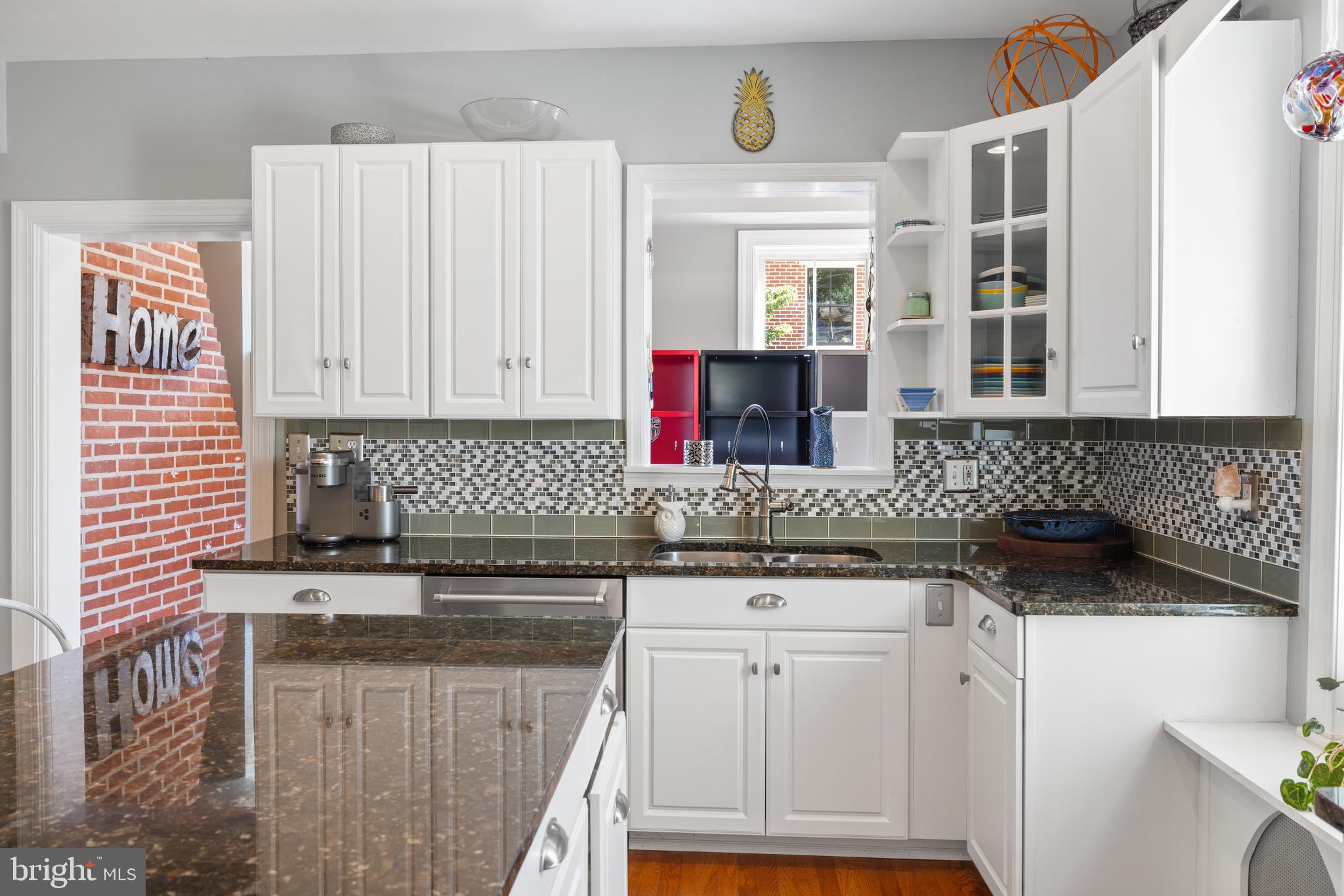 KENNETT SQ - Residential