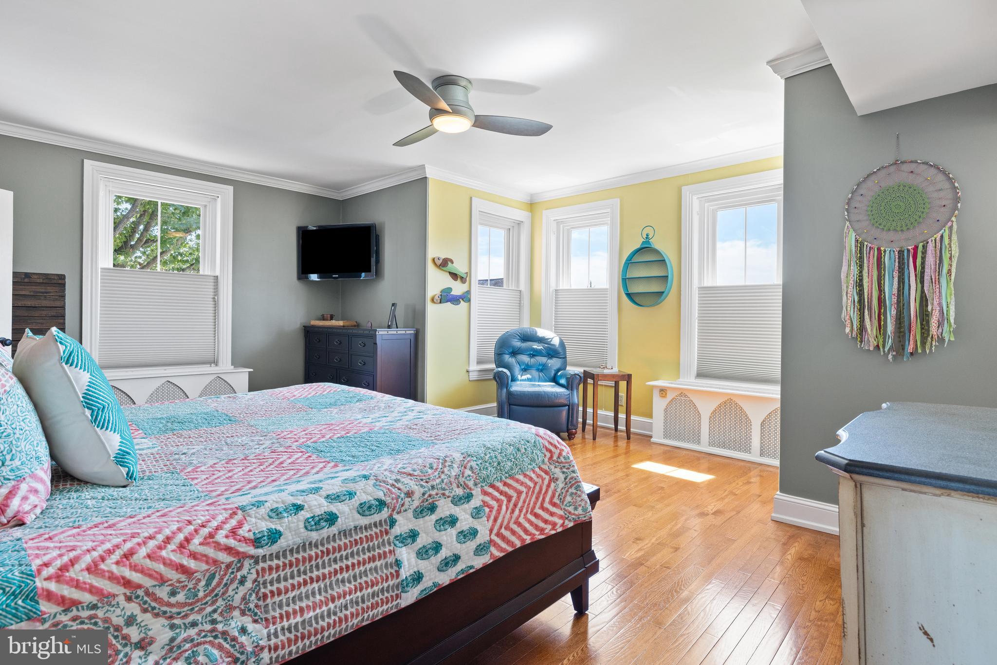 KENNETT SQ - Residential