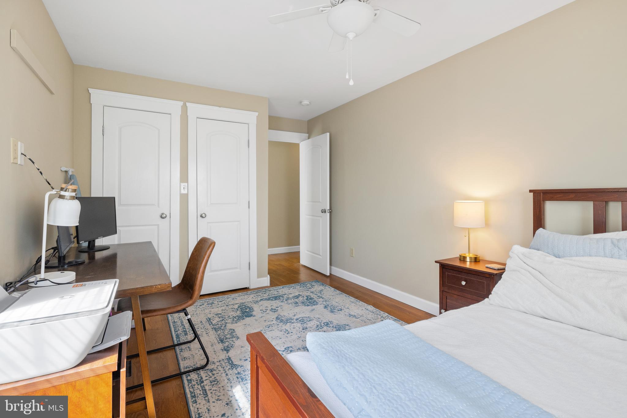 KENNETT SQ - Residential