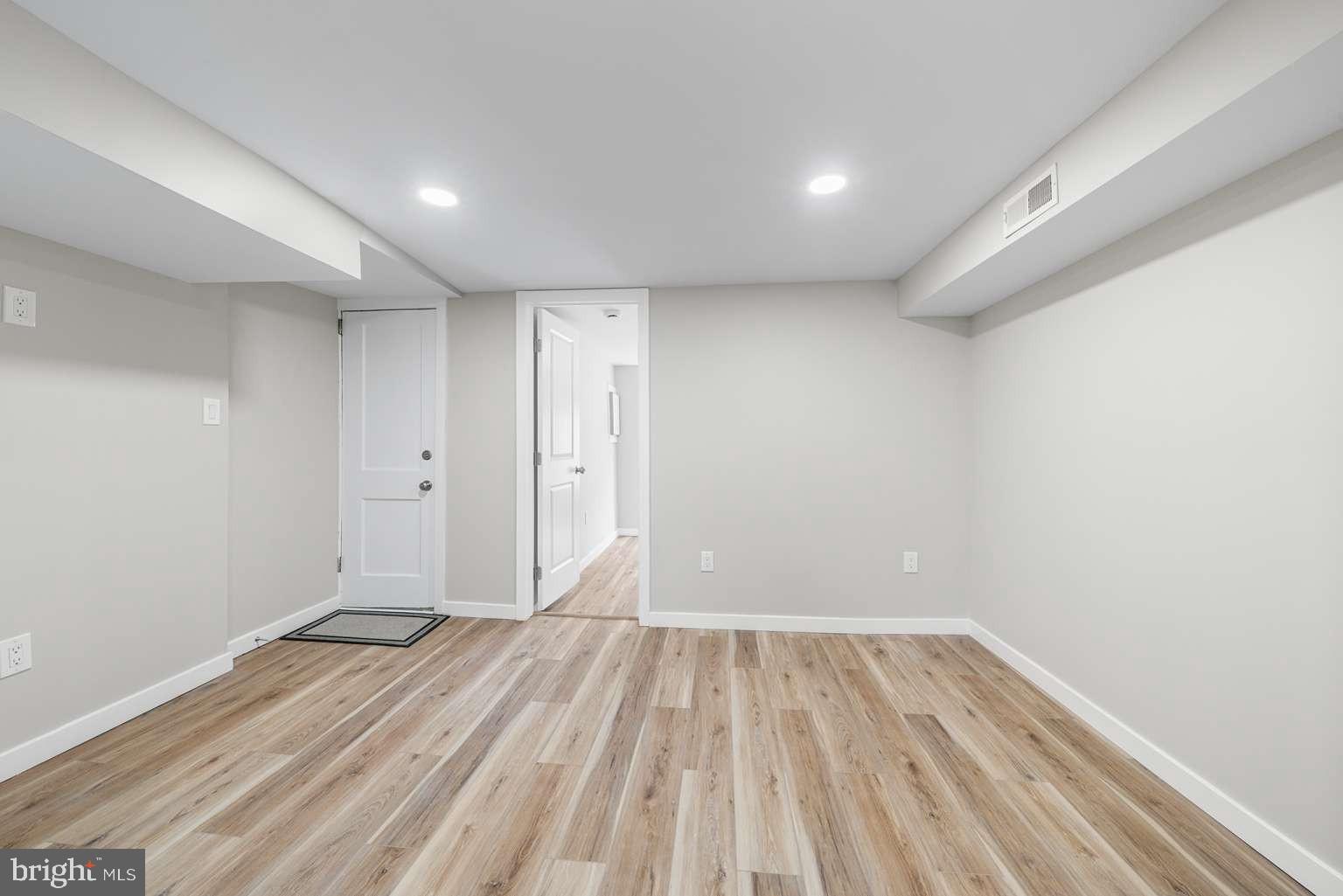 OLNEY - Residential