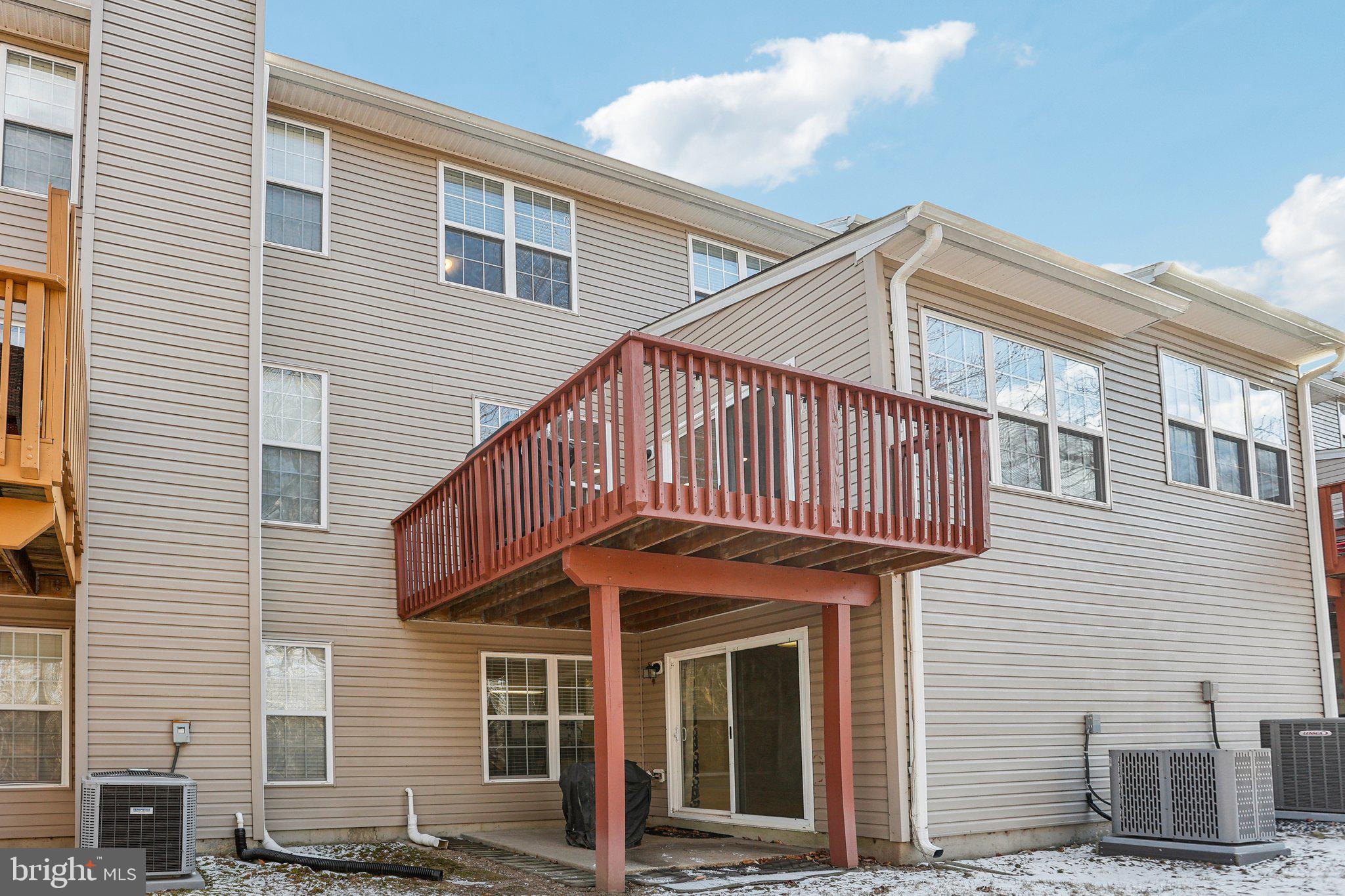 PROVIDENCE VIEW - Residential