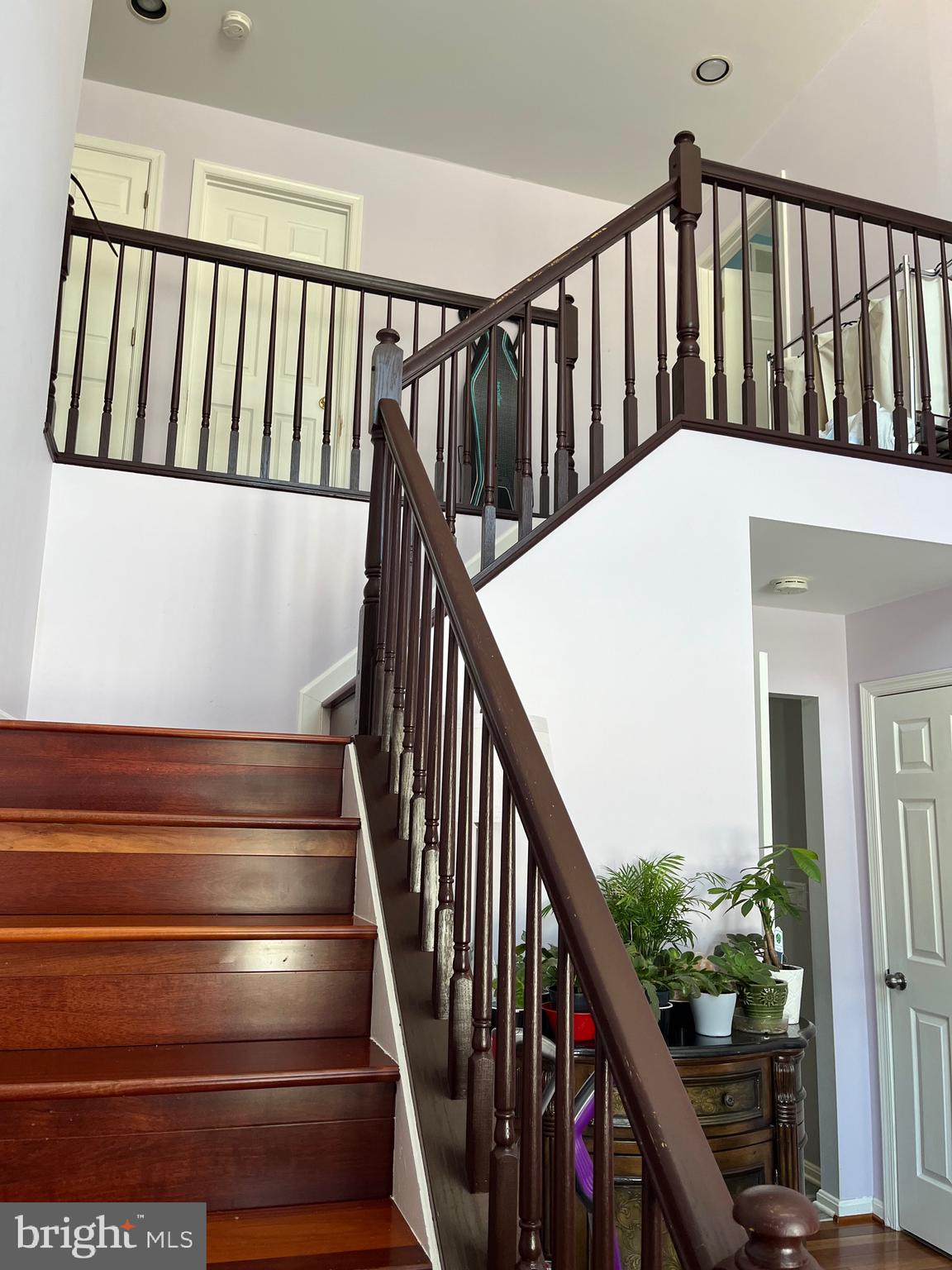 WARREN WAY - Residential