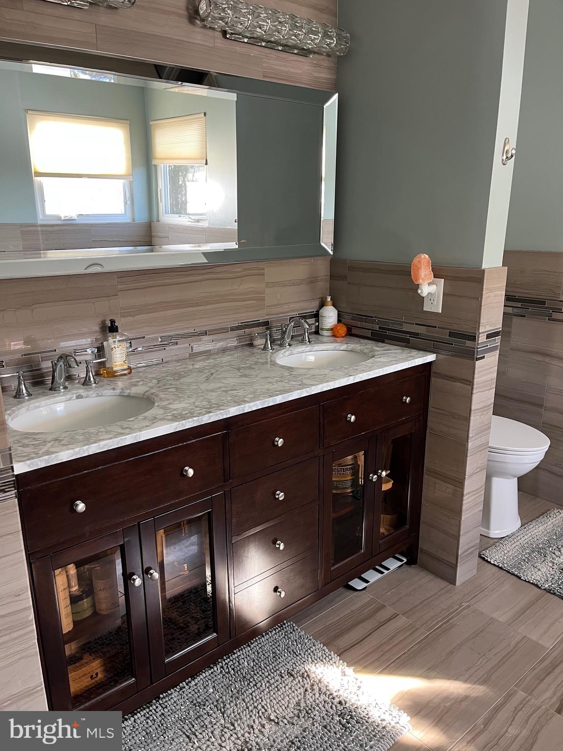 WARREN WAY - Residential