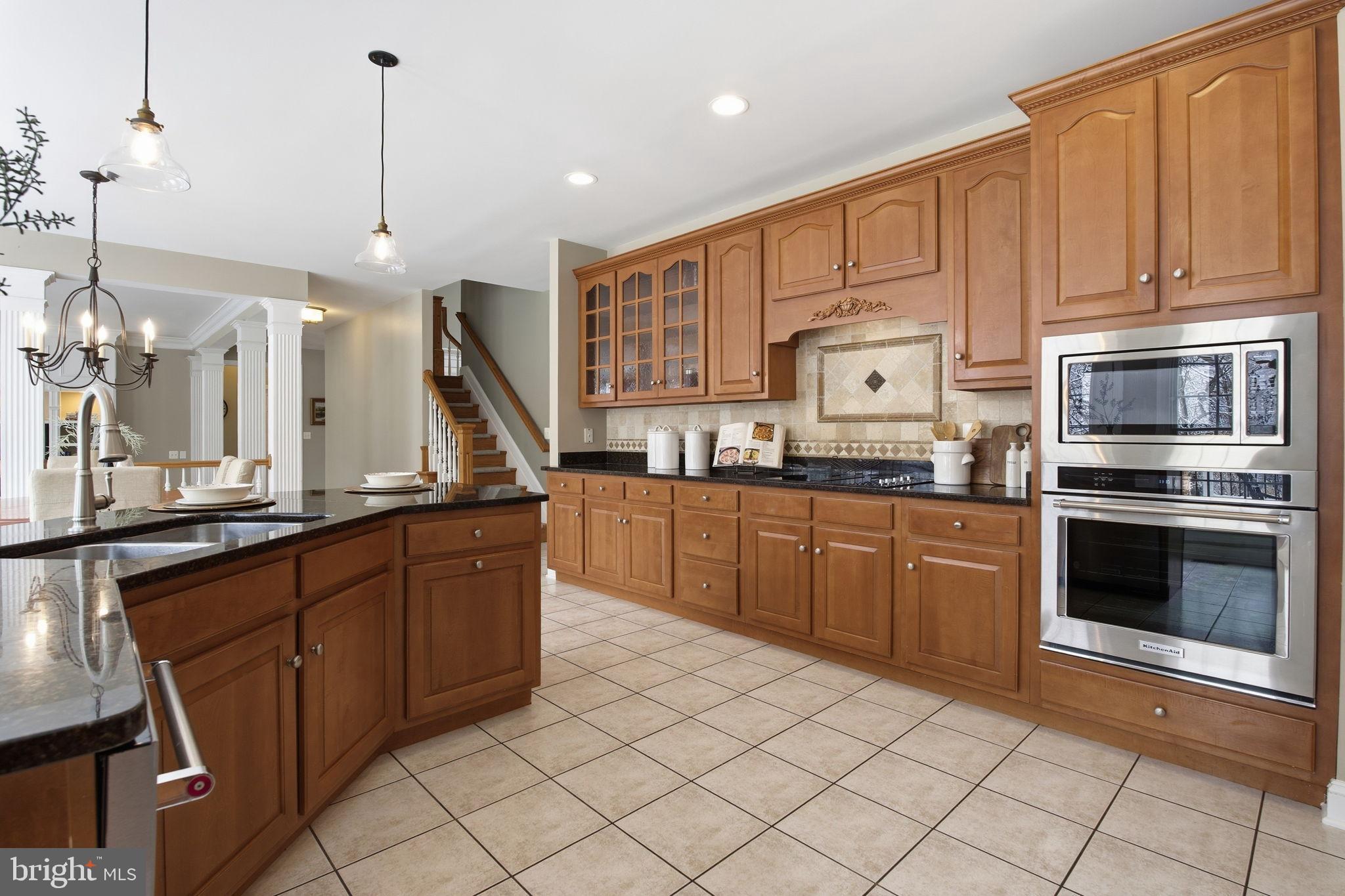 LITTLE CALEDONIA - Residential