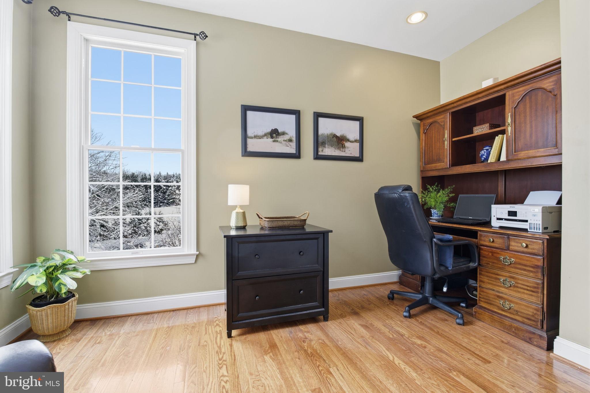LITTLE CALEDONIA - Residential