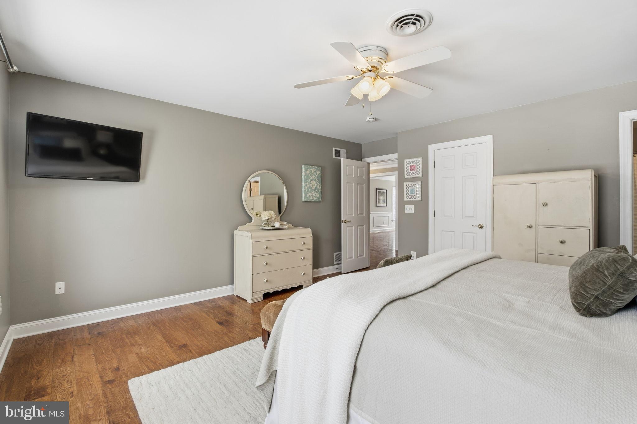 LITTLE CALEDONIA - Residential