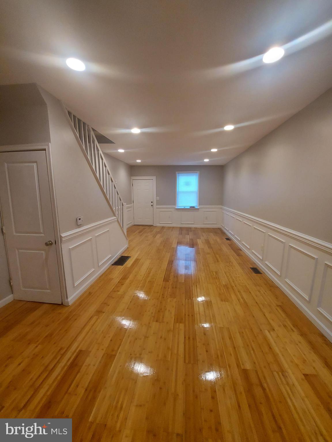 PORT RICHMOND - Residential