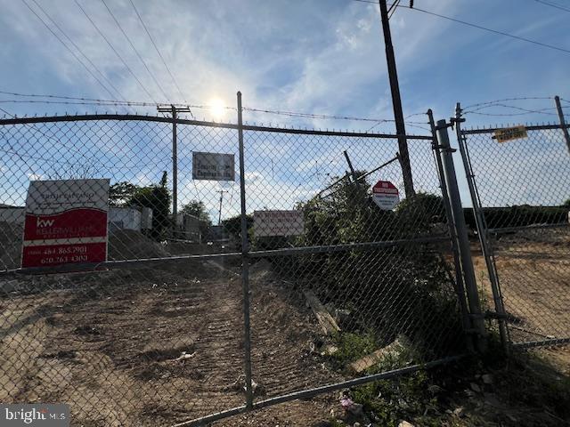 LOGAN - Land