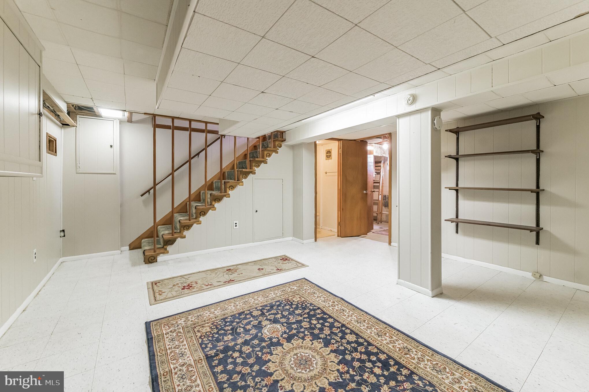CAROLE HIGHLANDS - Residential
