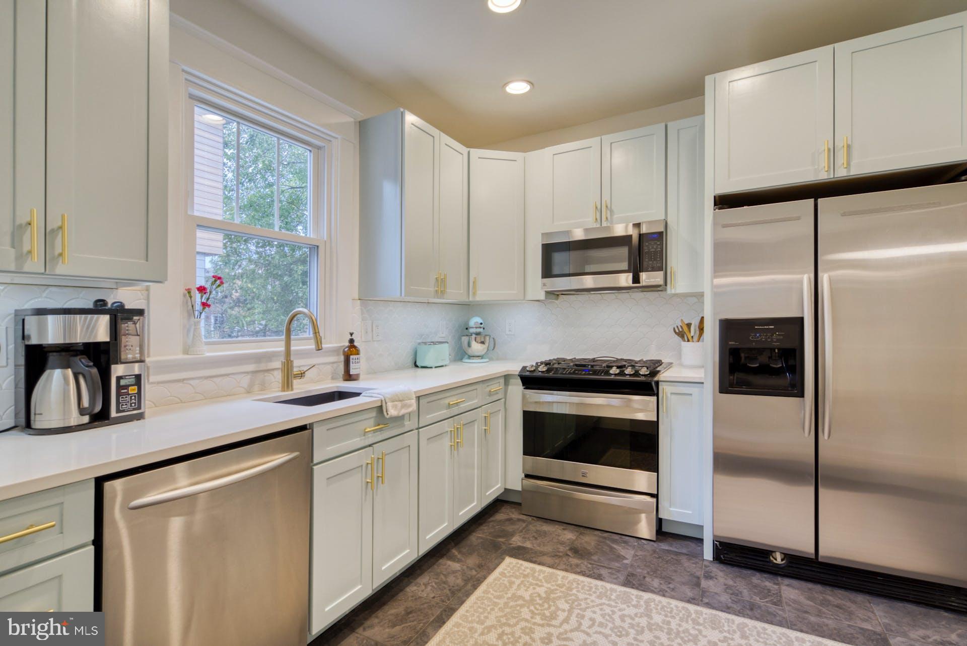 ROSEMONT - Residential