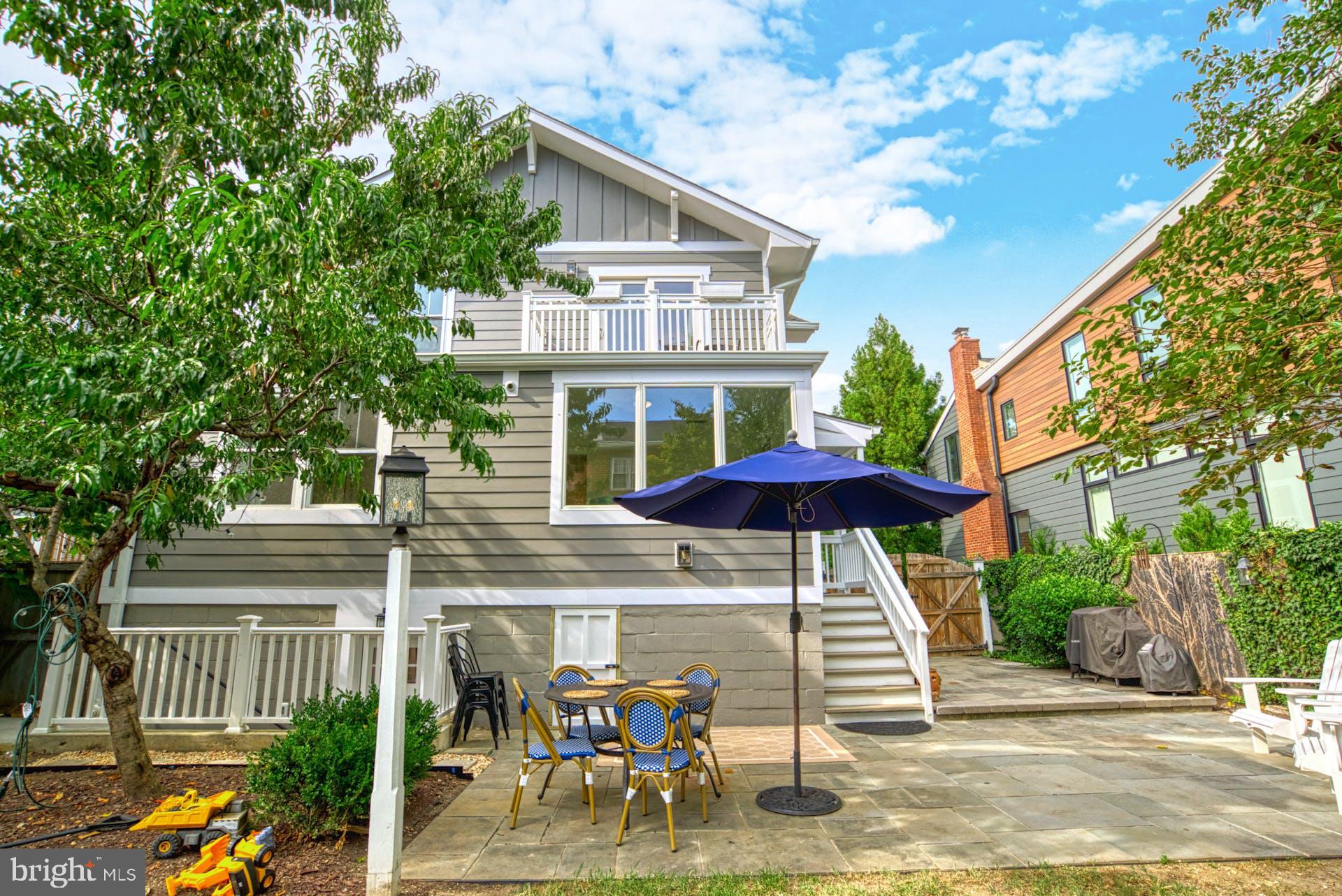 ROSEMONT - Residential