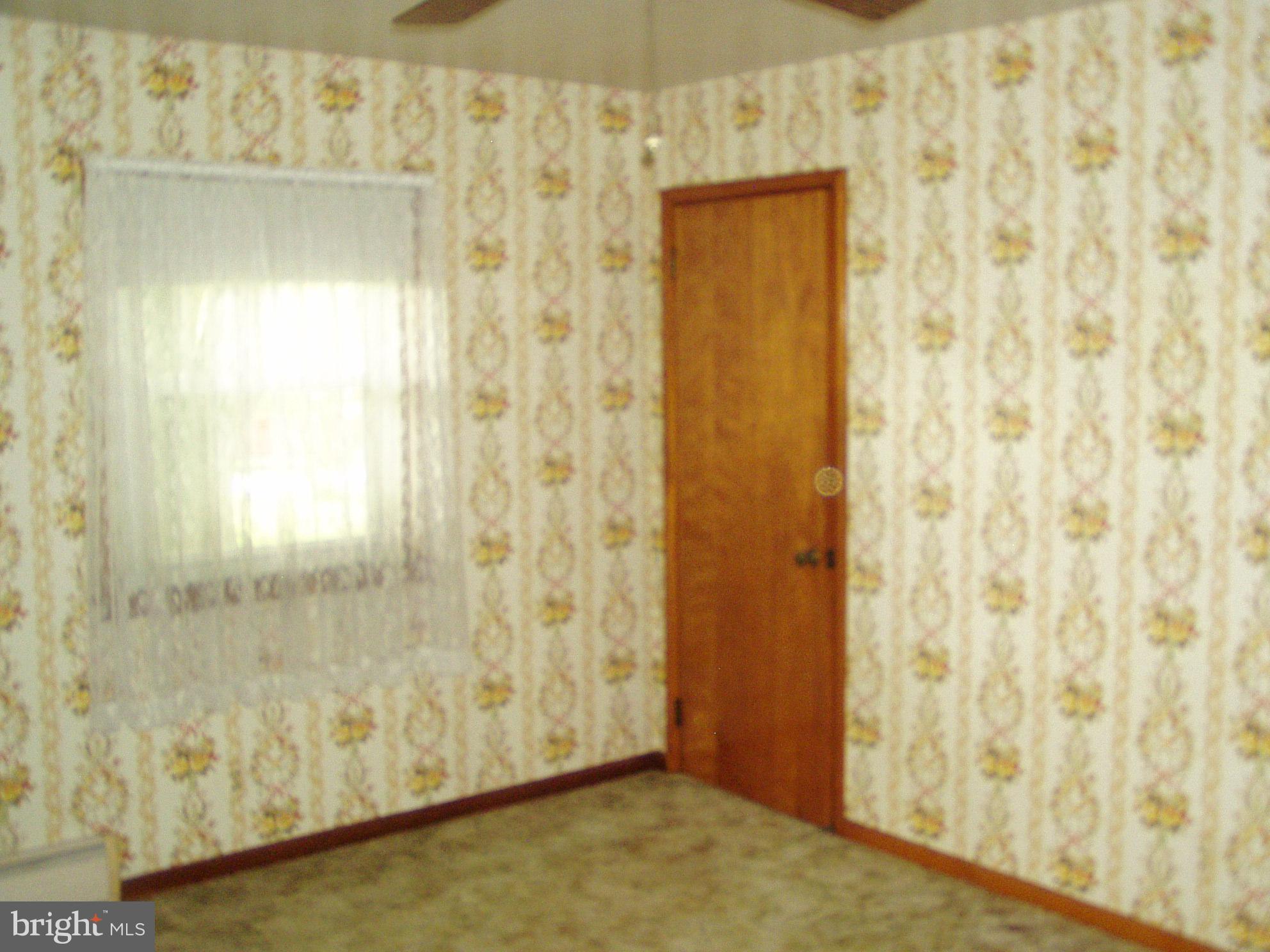 ABBOTTSTOWN - Residential