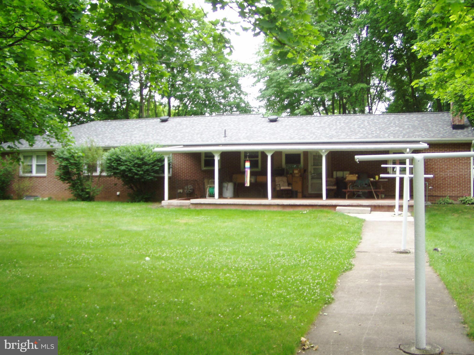 ABBOTTSTOWN - Residential