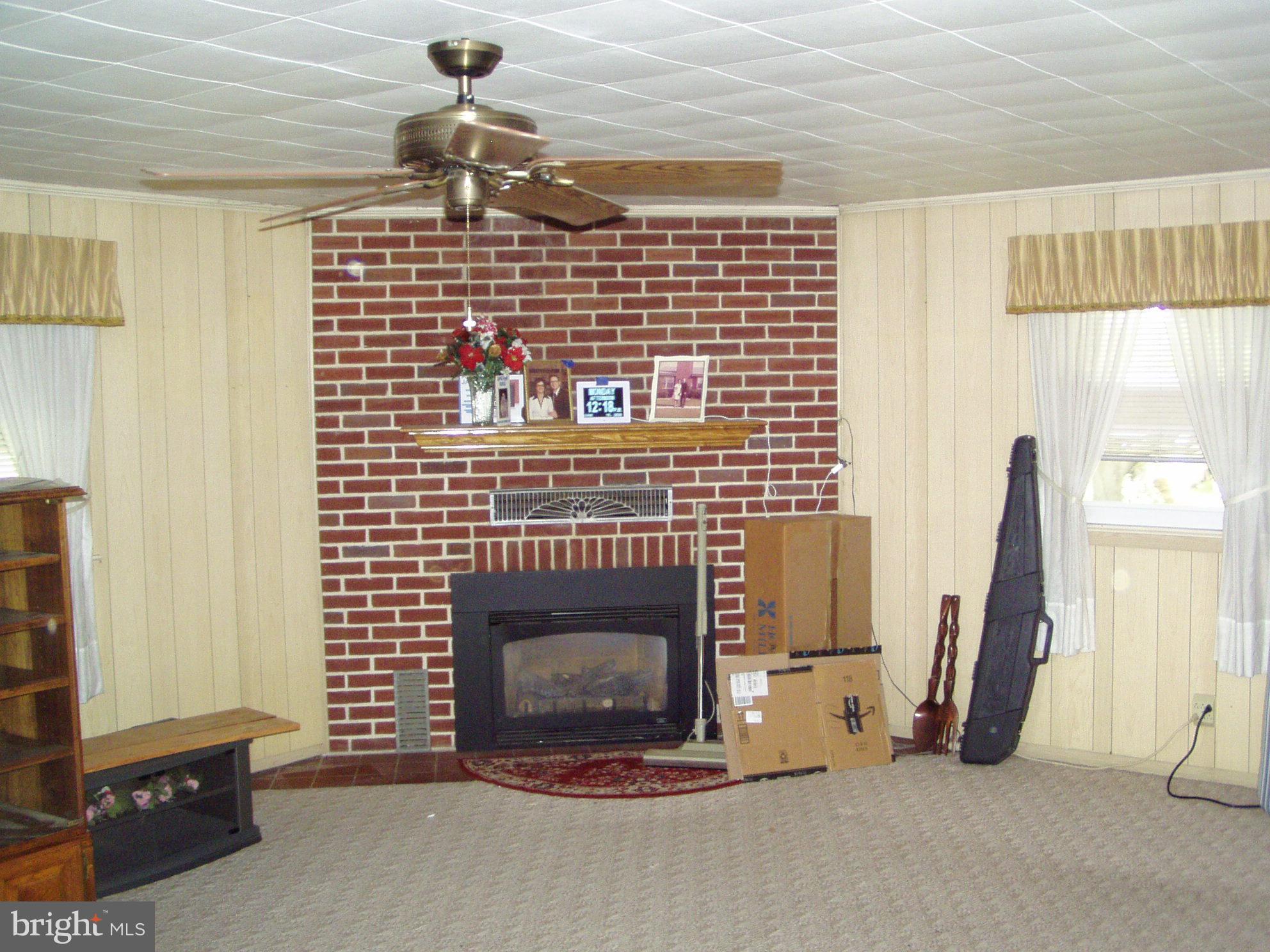 ABBOTTSTOWN - Residential