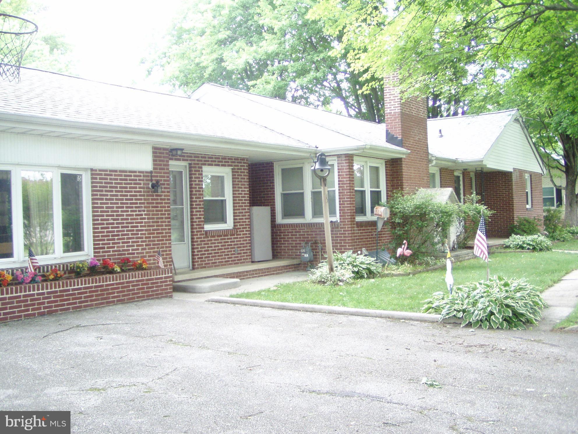ABBOTTSTOWN - Residential