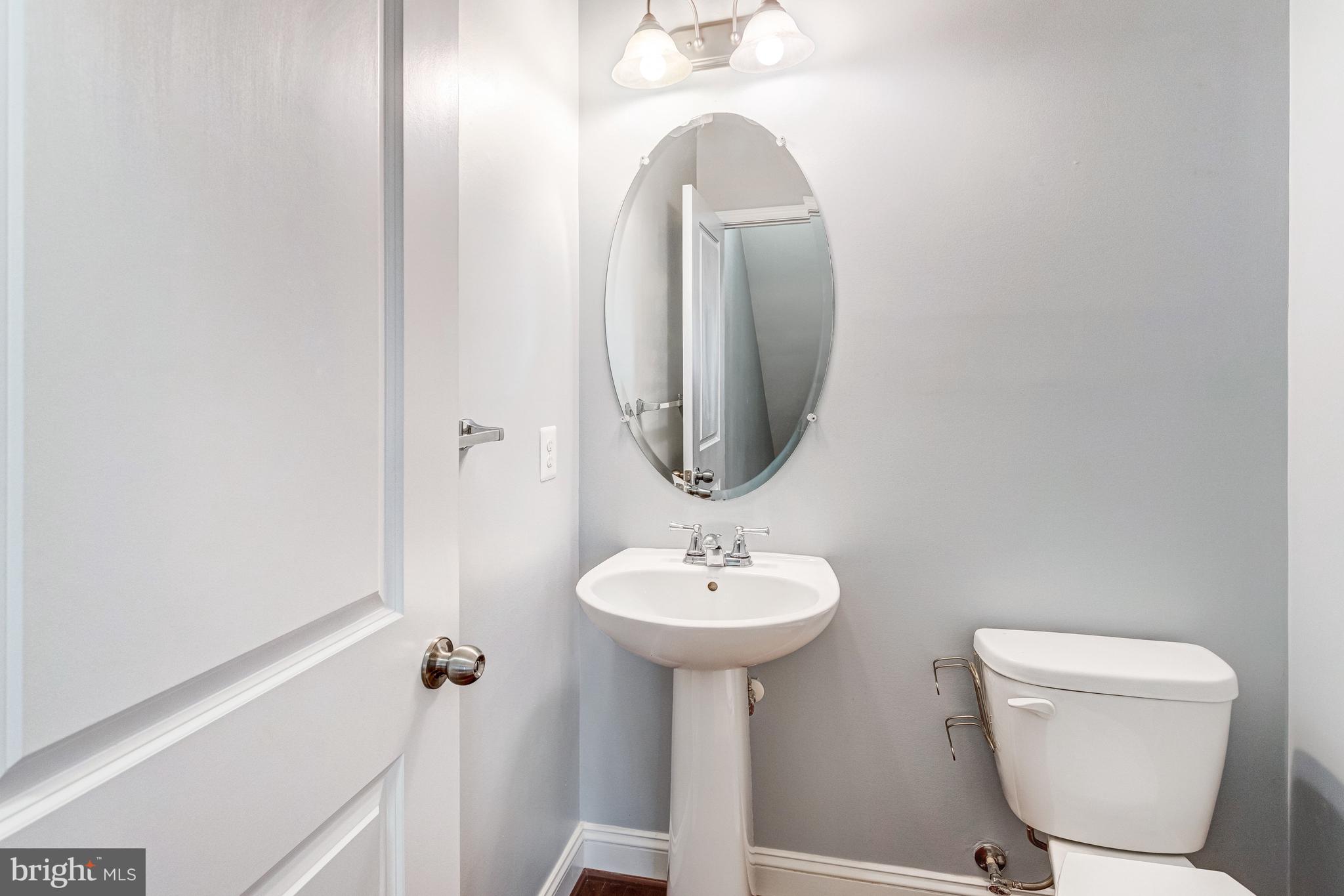 TRIANGLE HIGHLANDS CONDO - Residential