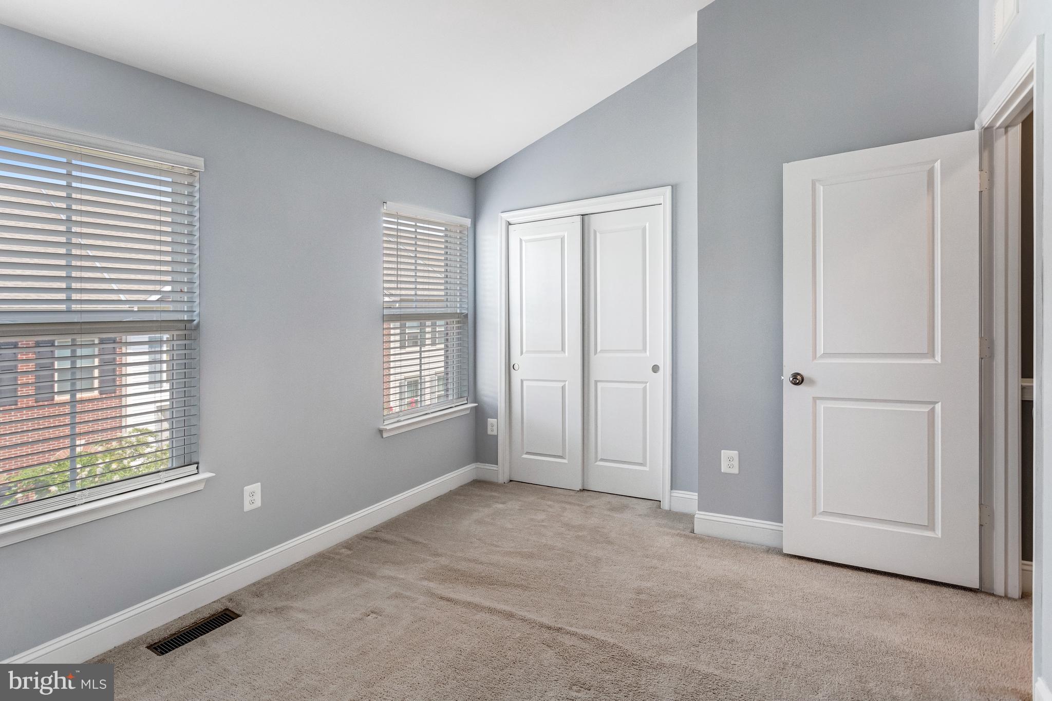 TRIANGLE HIGHLANDS CONDO - Residential