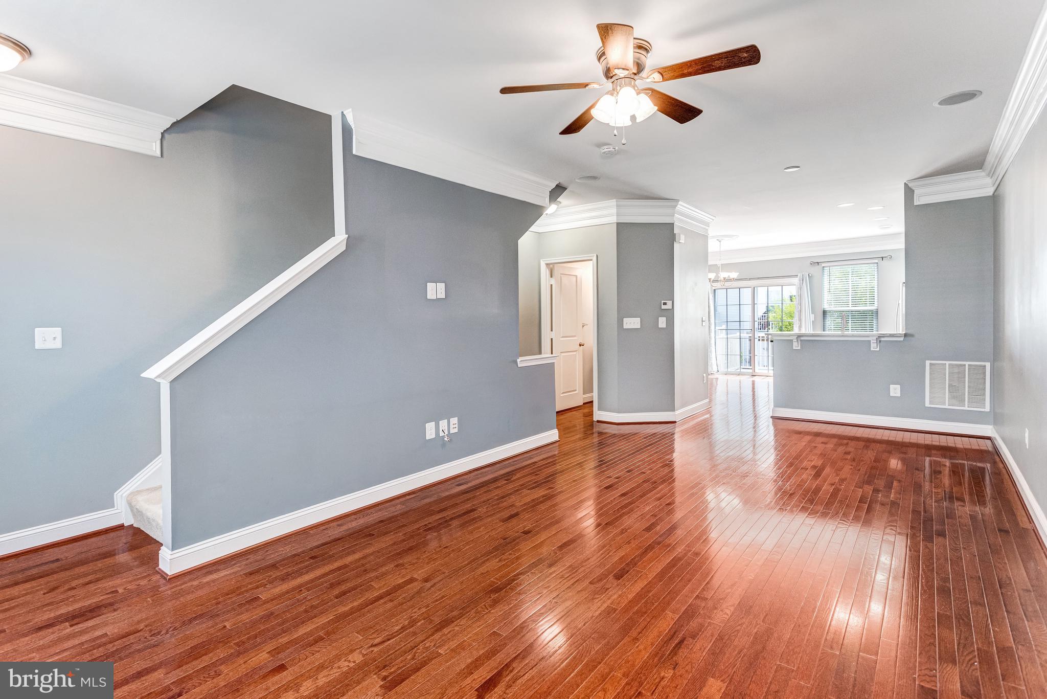 TRIANGLE HIGHLANDS CONDO - Residential