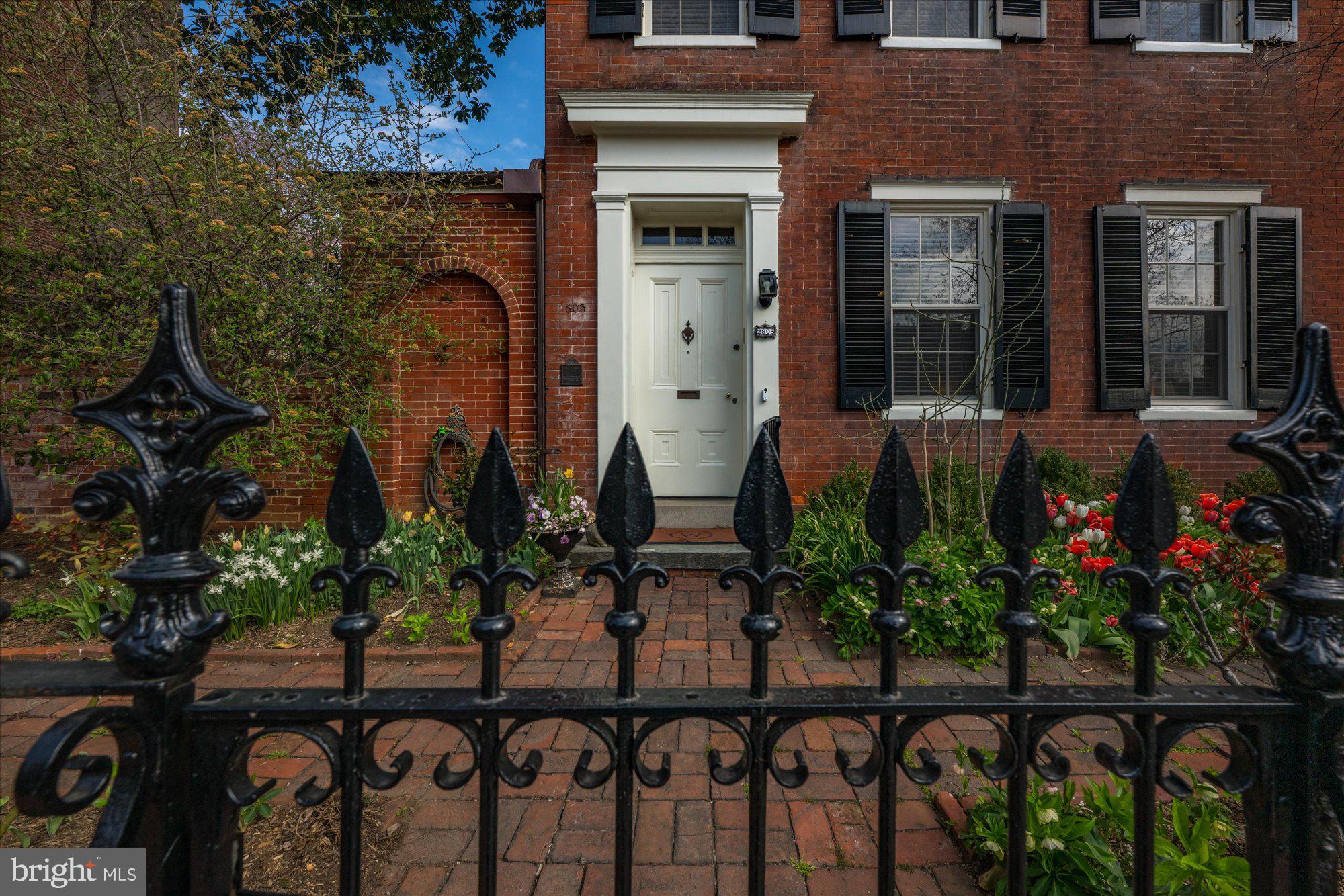 GEORGETOWN - Residential