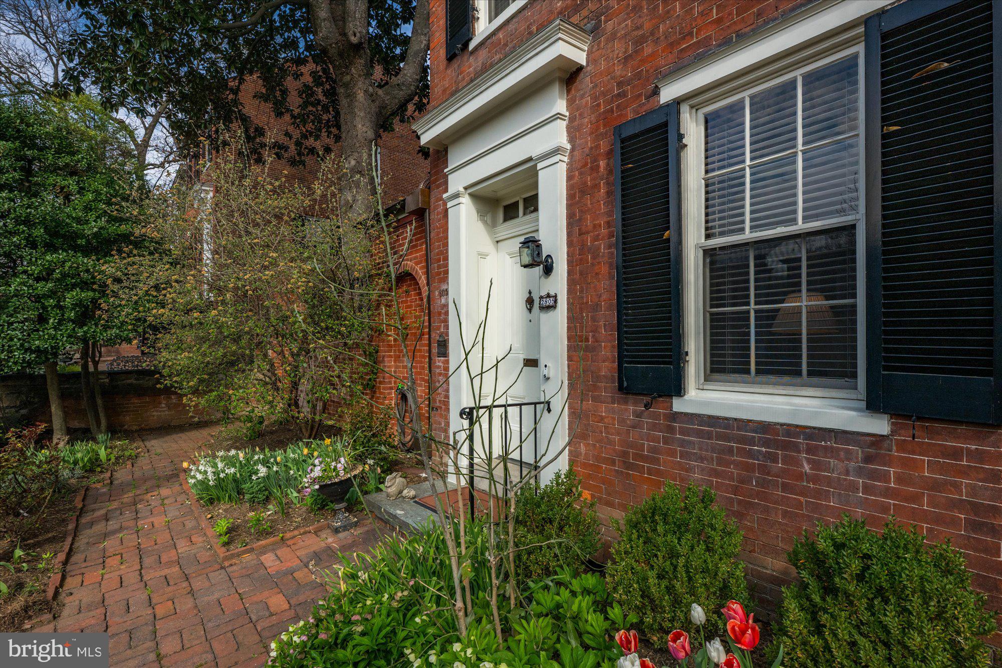GEORGETOWN - Residential