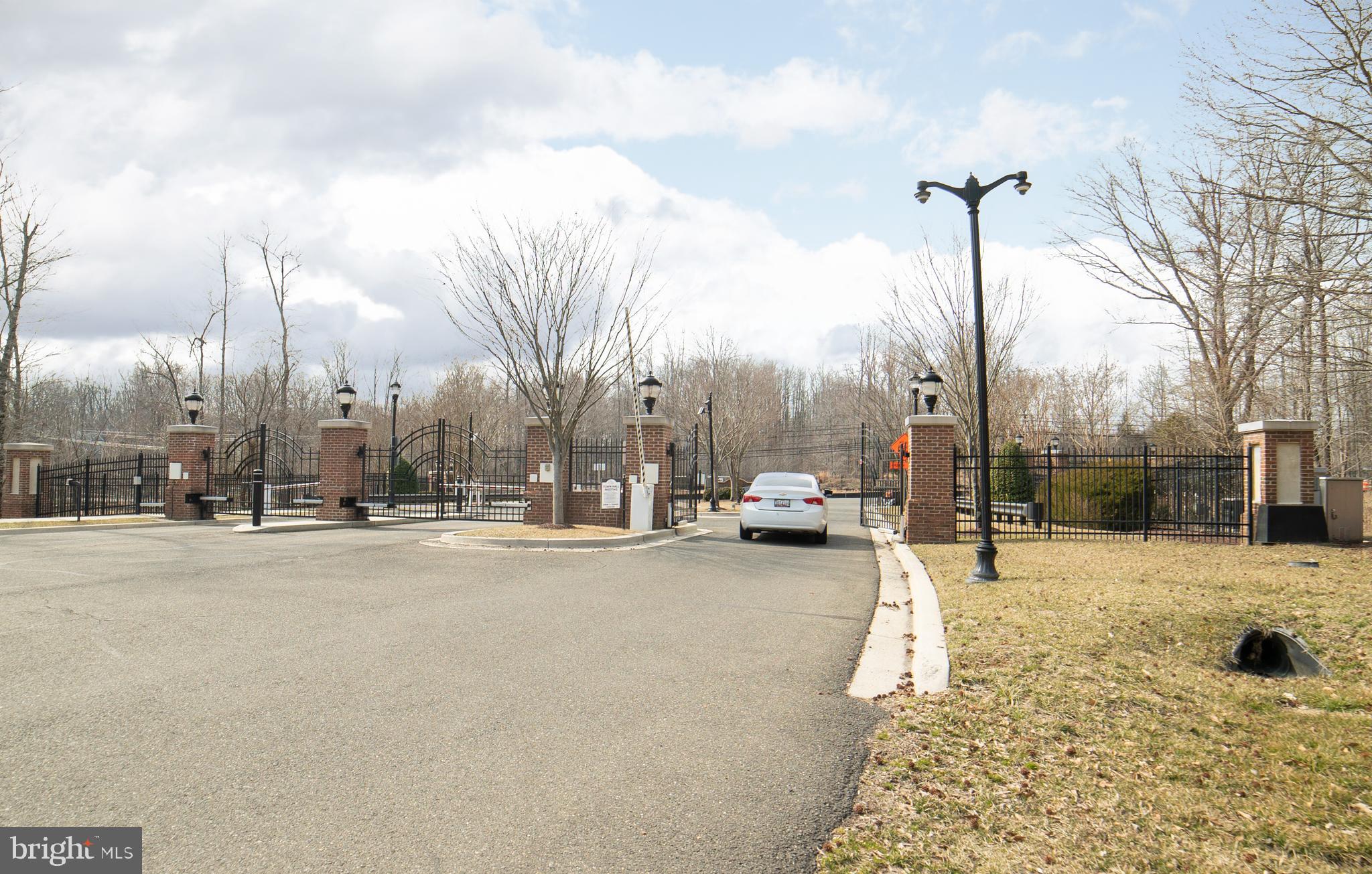 OAK CREEK CLUB GOLF COURSE - Residential