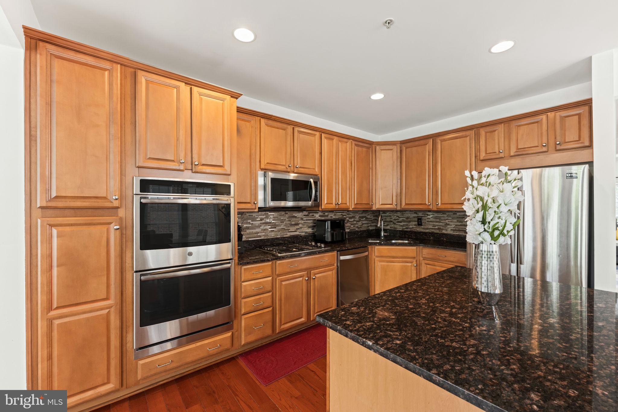 OAK CREEK CLUB GOLF COURSE - Residential