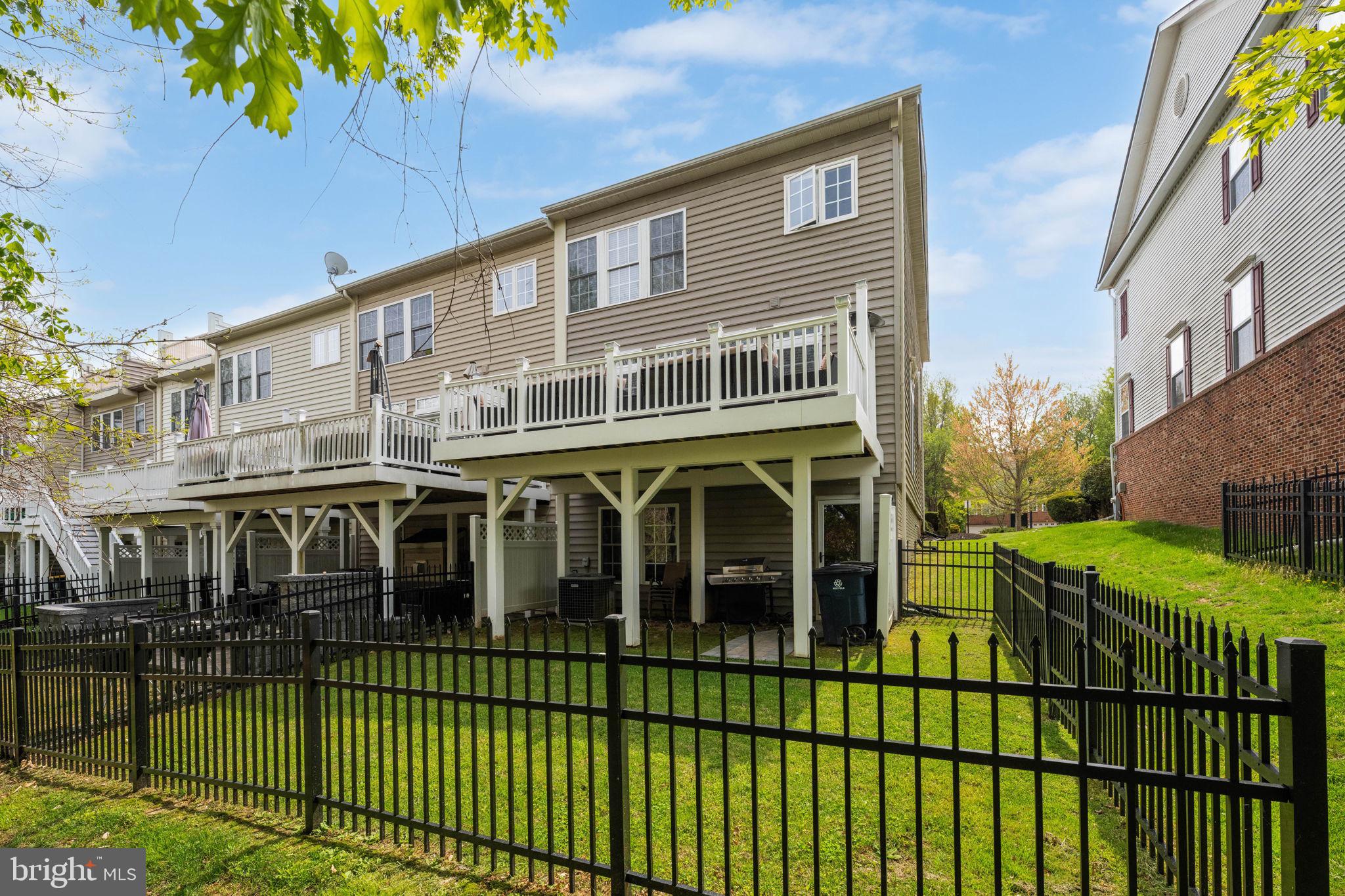 OAK CREEK CLUB GOLF COURSE - Residential