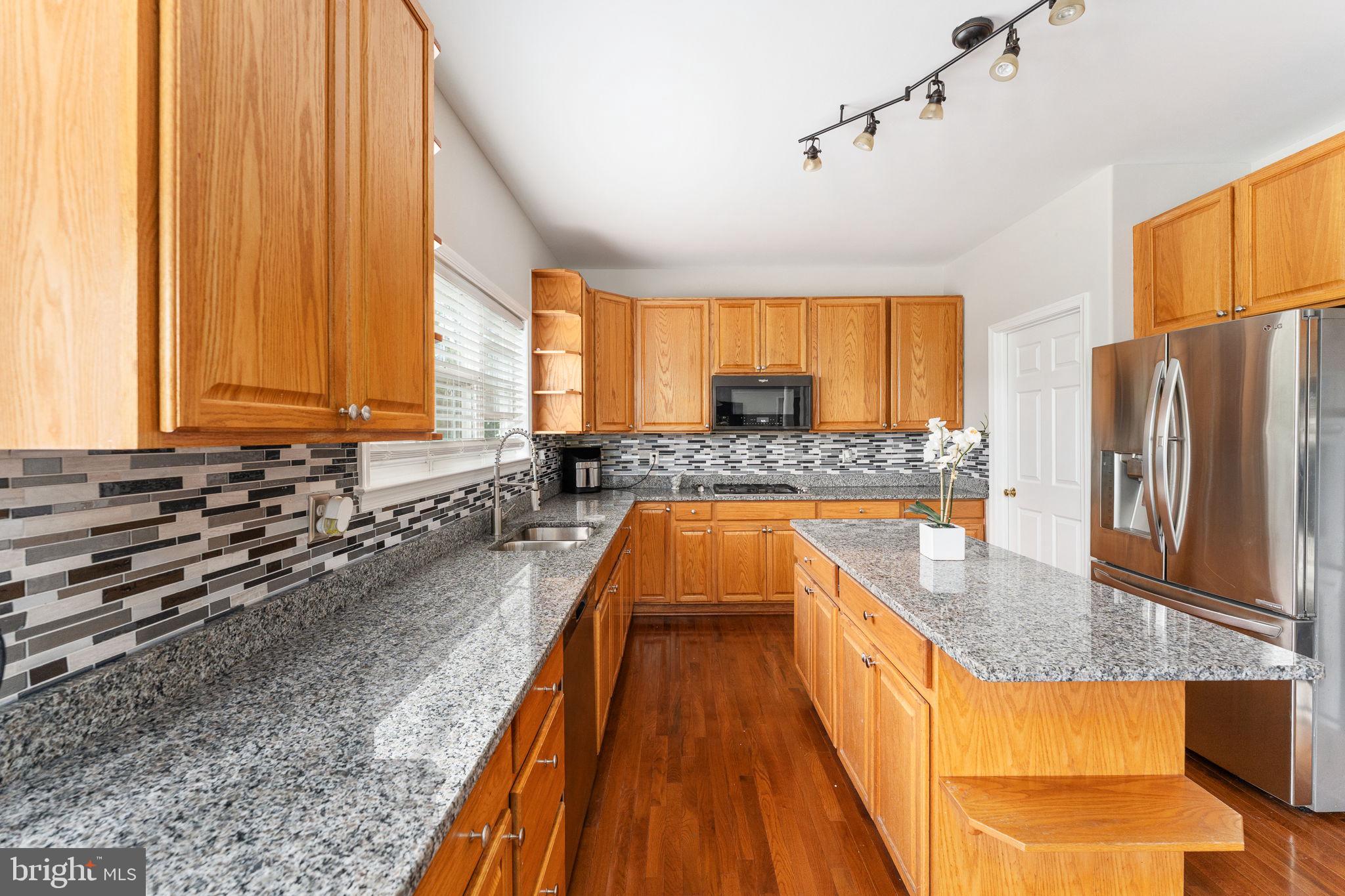 AUSTIN RIDGE - Residential