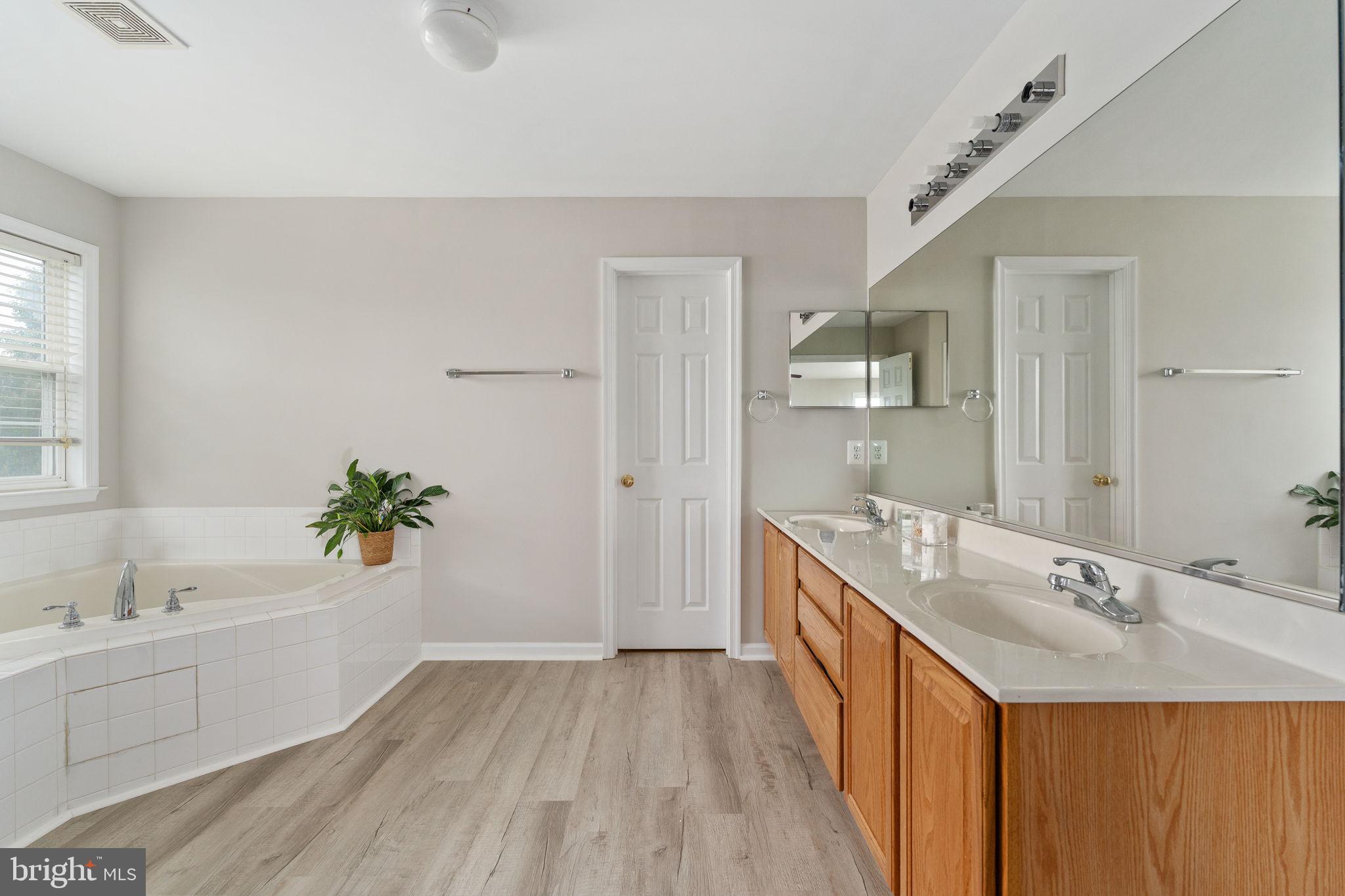 AUSTIN RIDGE - Residential
