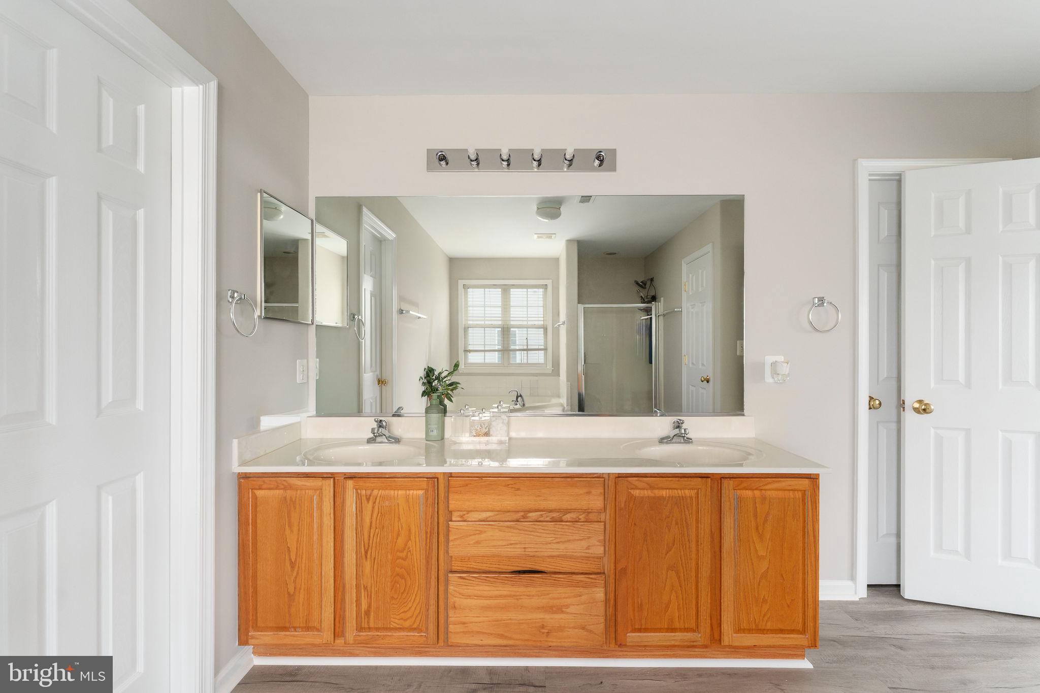 AUSTIN RIDGE - Residential