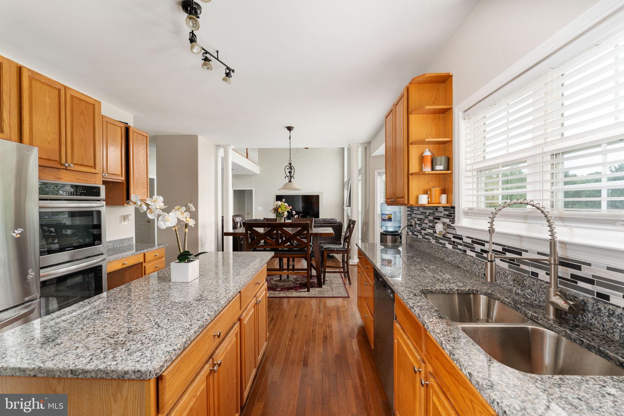AUSTIN RIDGE - Residential