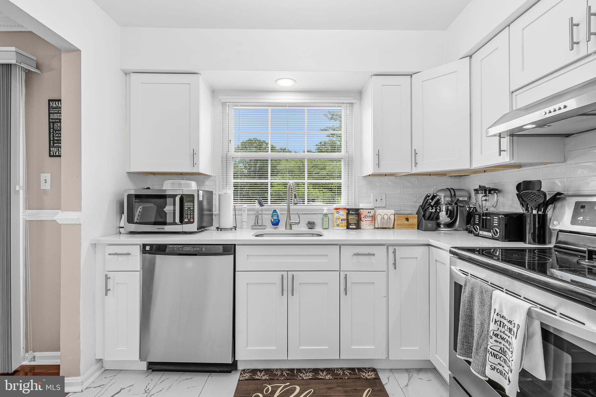 CLOVERLEAF TOWNHOUSES - Residential