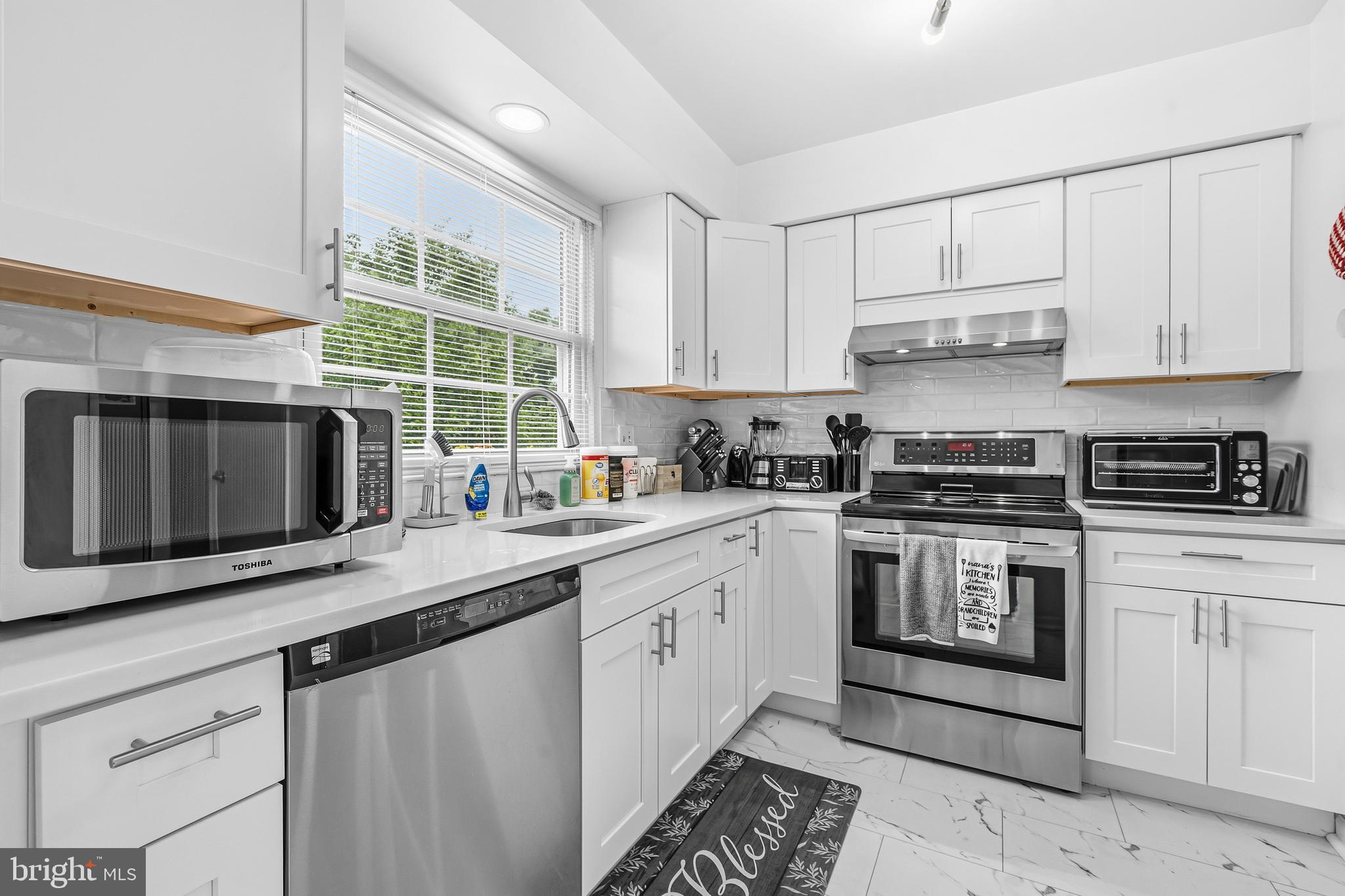 CLOVERLEAF TOWNHOUSES - Residential