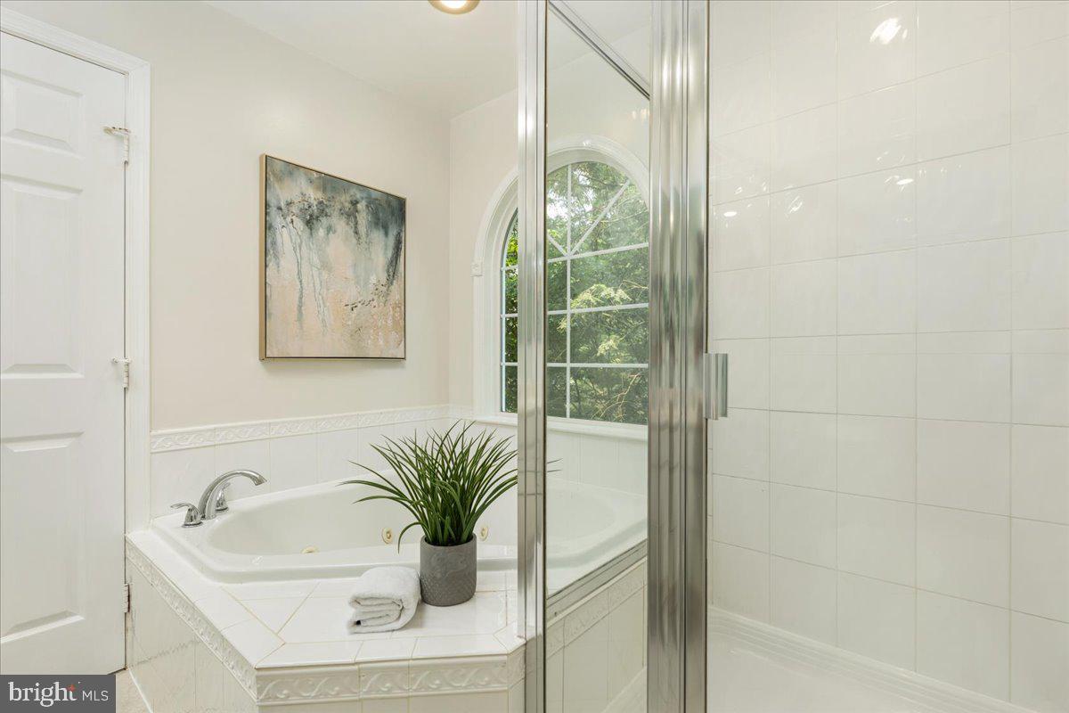 SEQUOIA FARMS - Residential