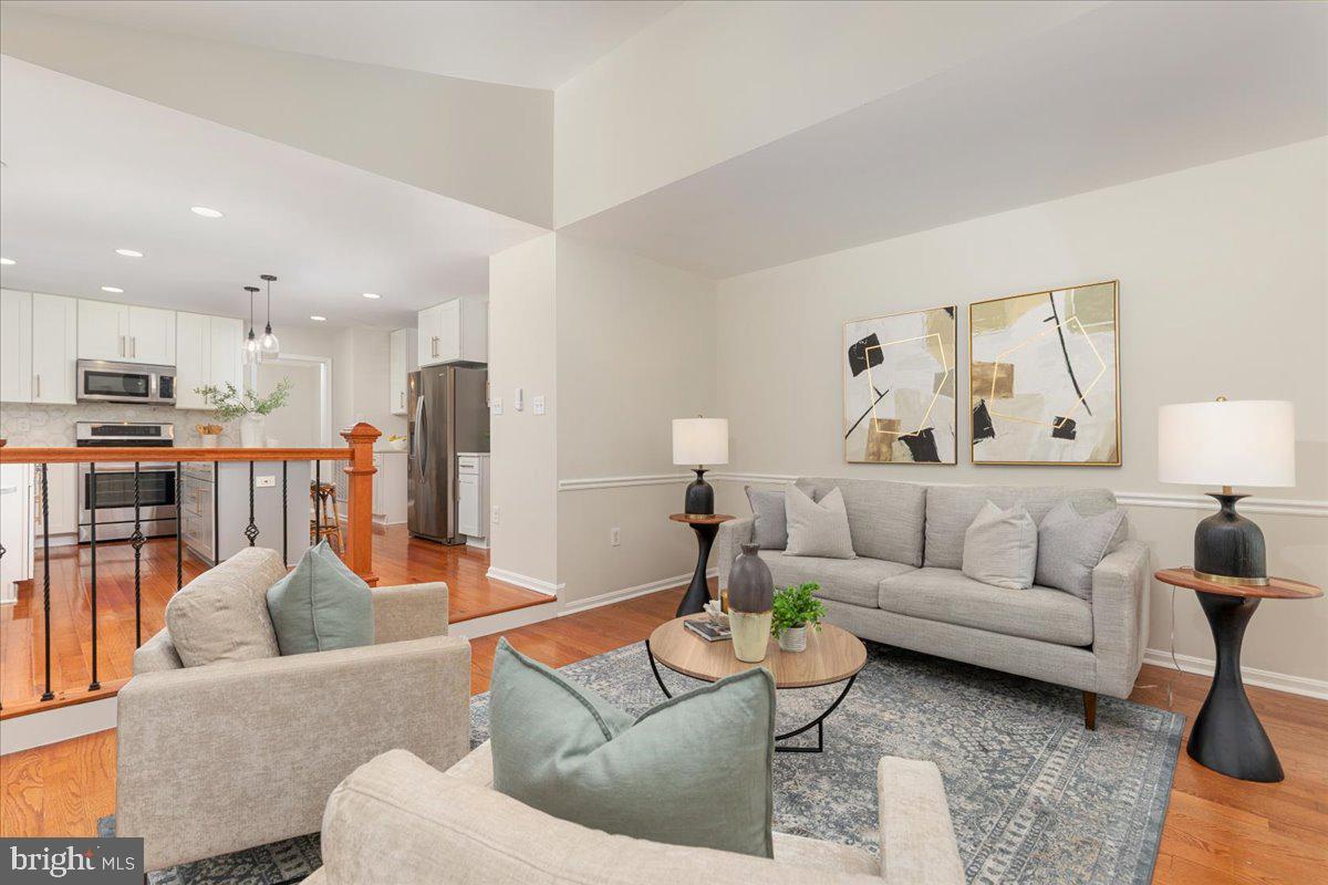 SEQUOIA FARMS - Residential