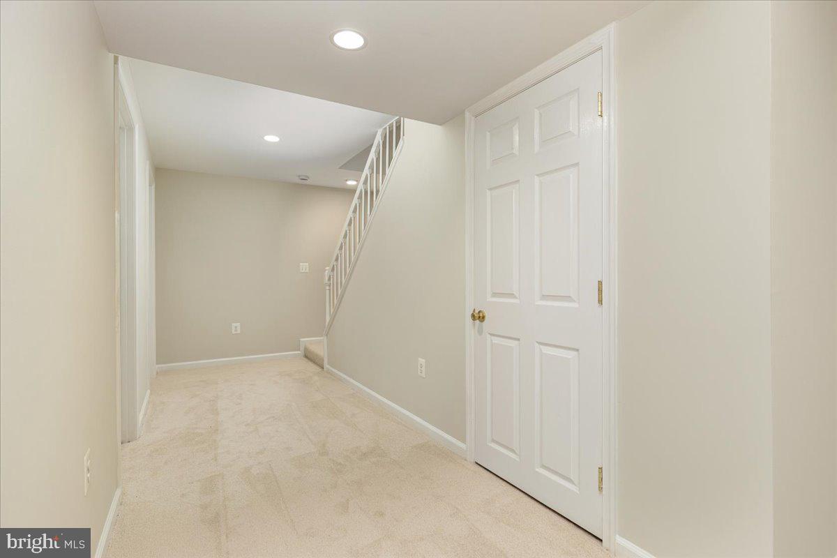 SEQUOIA FARMS - Residential