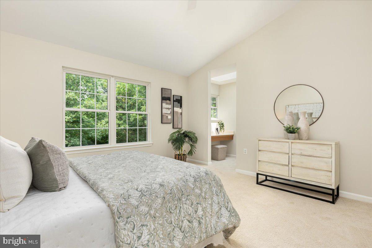 SEQUOIA FARMS - Residential