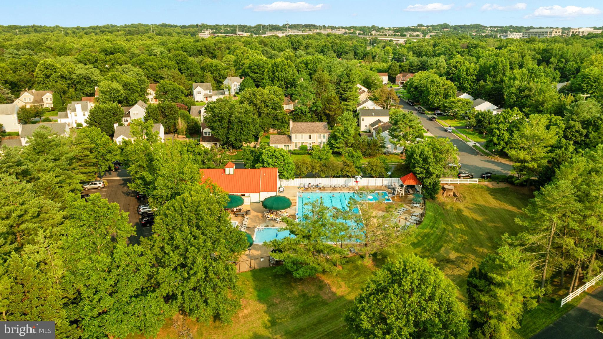SEQUOIA FARMS - Residential